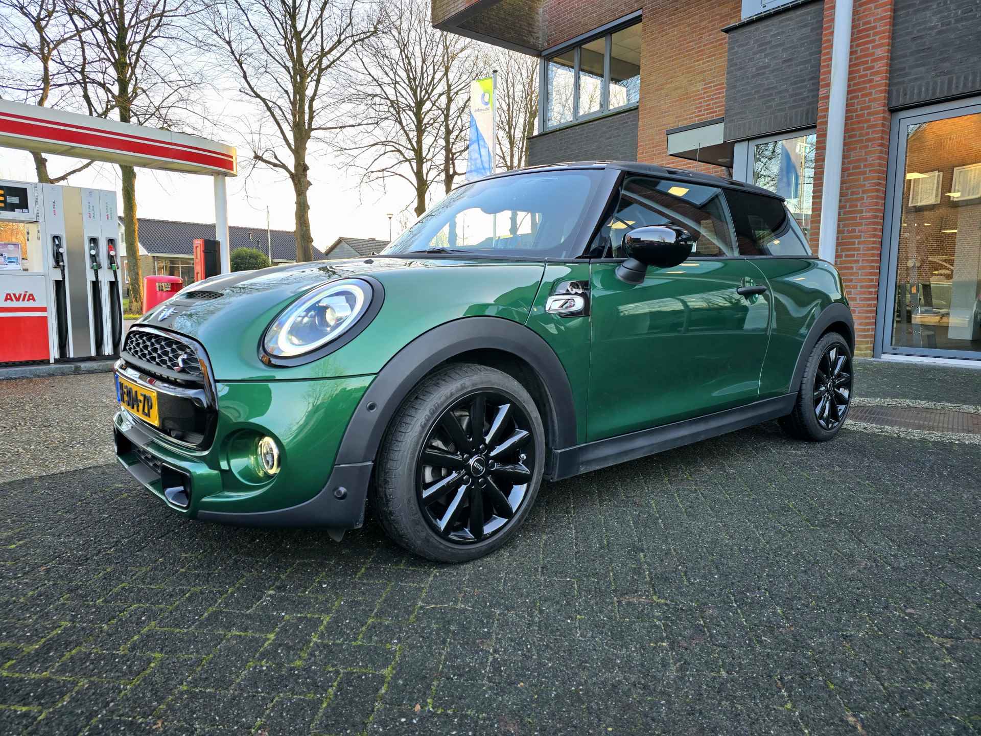 MINI Mini 2.0 Cooper S 60 Years Edition, HarmanKardon,pano dak. - 17/31