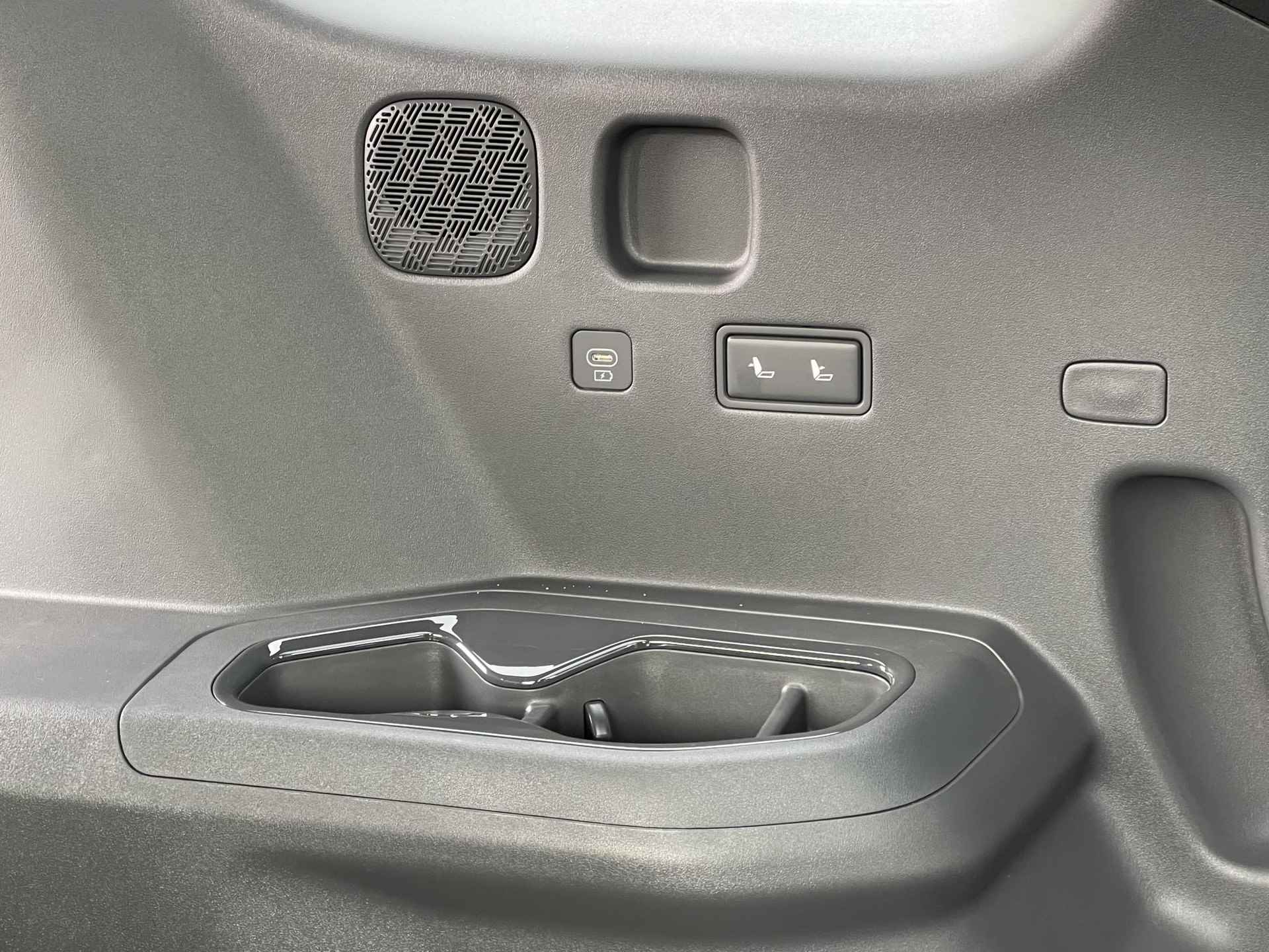 Kia EV9 Launch Edition GT-Line AWD 6-pl. 99.8 kWh | FULL OPTIONS | NU TE BESTELLEN | NIET OP VOORRAAD | - 29/39