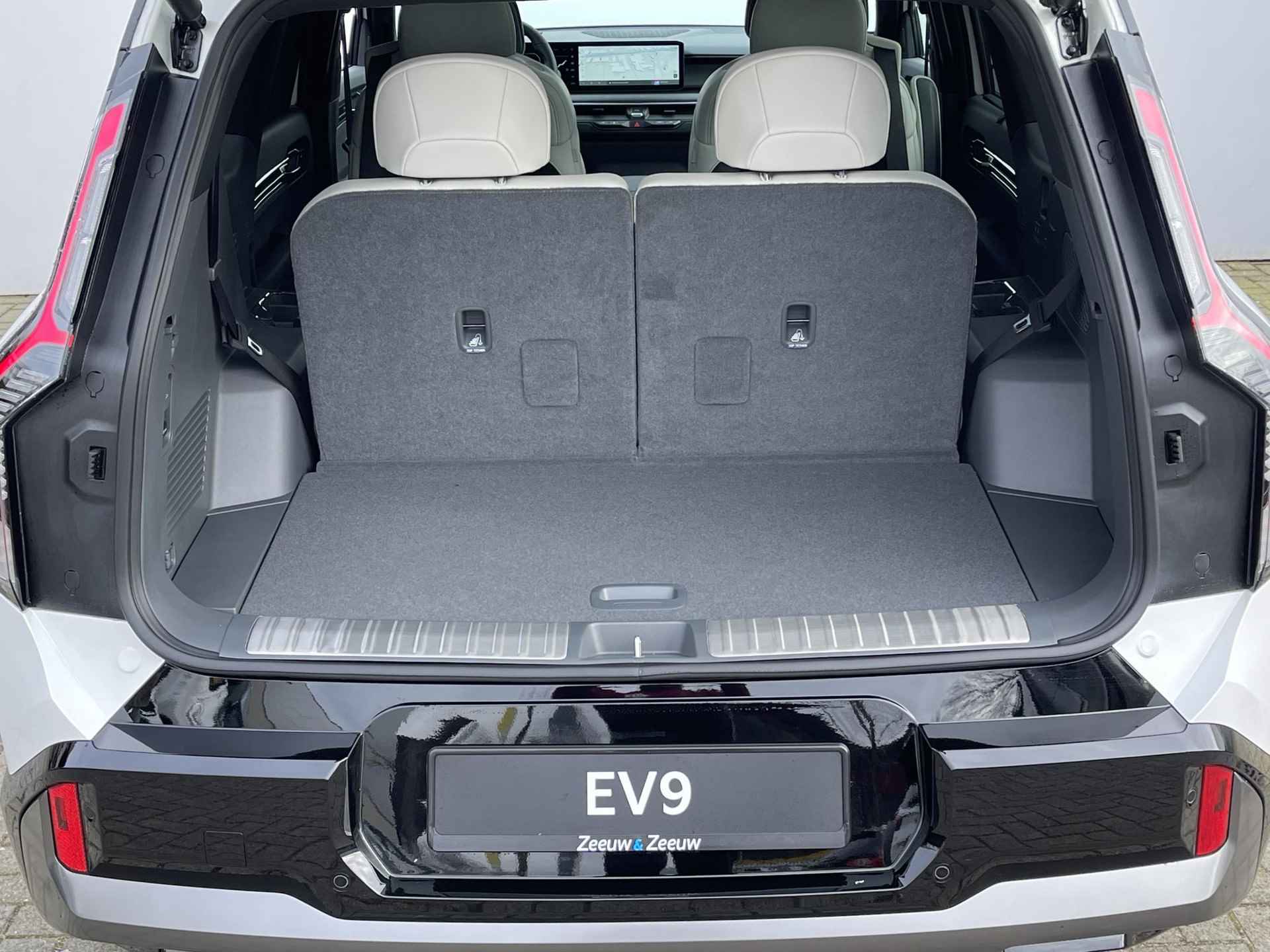 Kia EV9 Launch Edition GT-Line AWD 6-pl. 99.8 kWh | FULL OPTIONS | NU TE BESTELLEN | NIET OP VOORRAAD | - 37/39