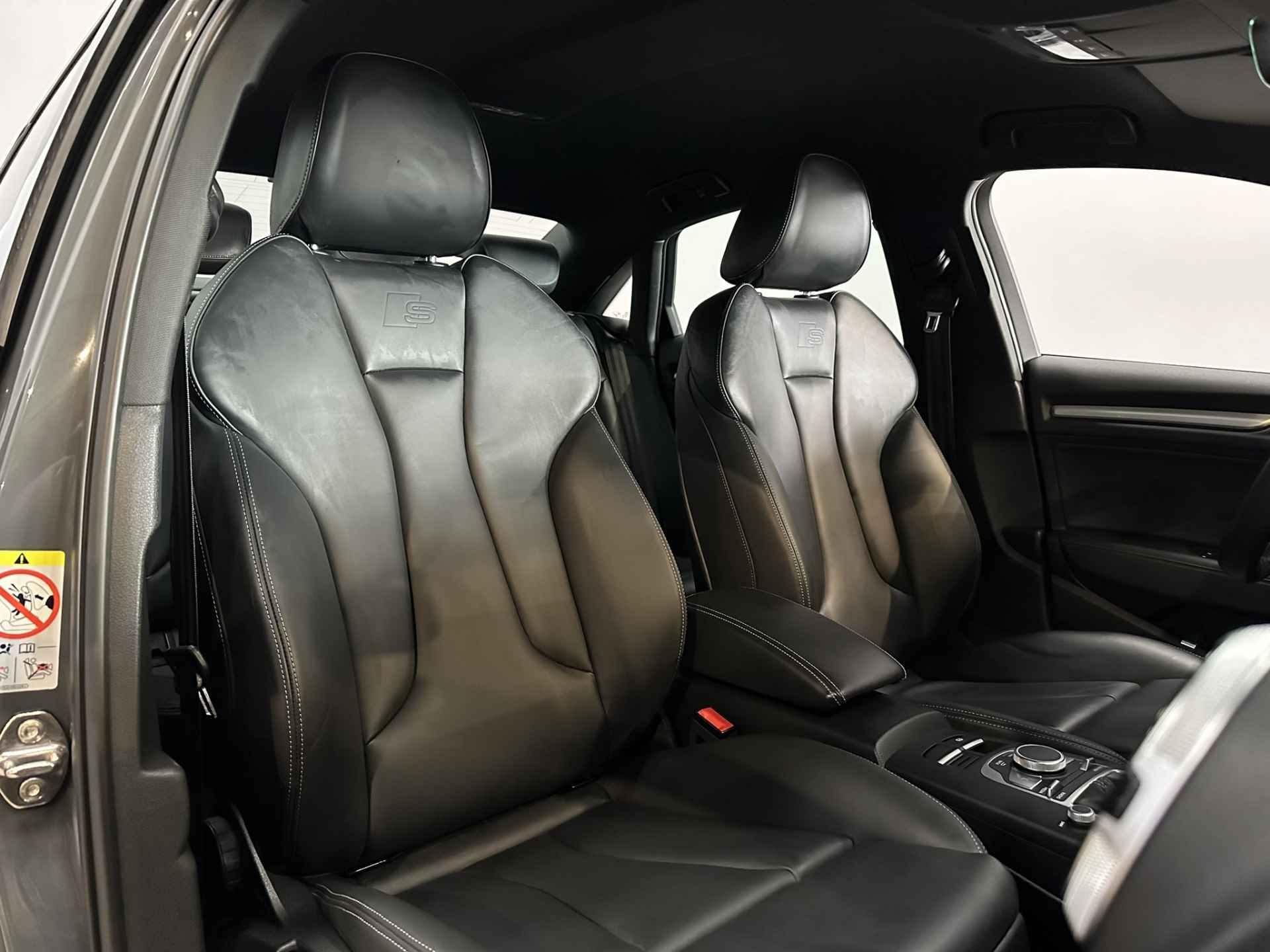 Audi A3 Limousine 35 TFSI 150 PK CoD Sport Edition S Line | Airco ECC | LED | Navigatie | Leer | Cruise Control | Isofix | NAP | - 21/34