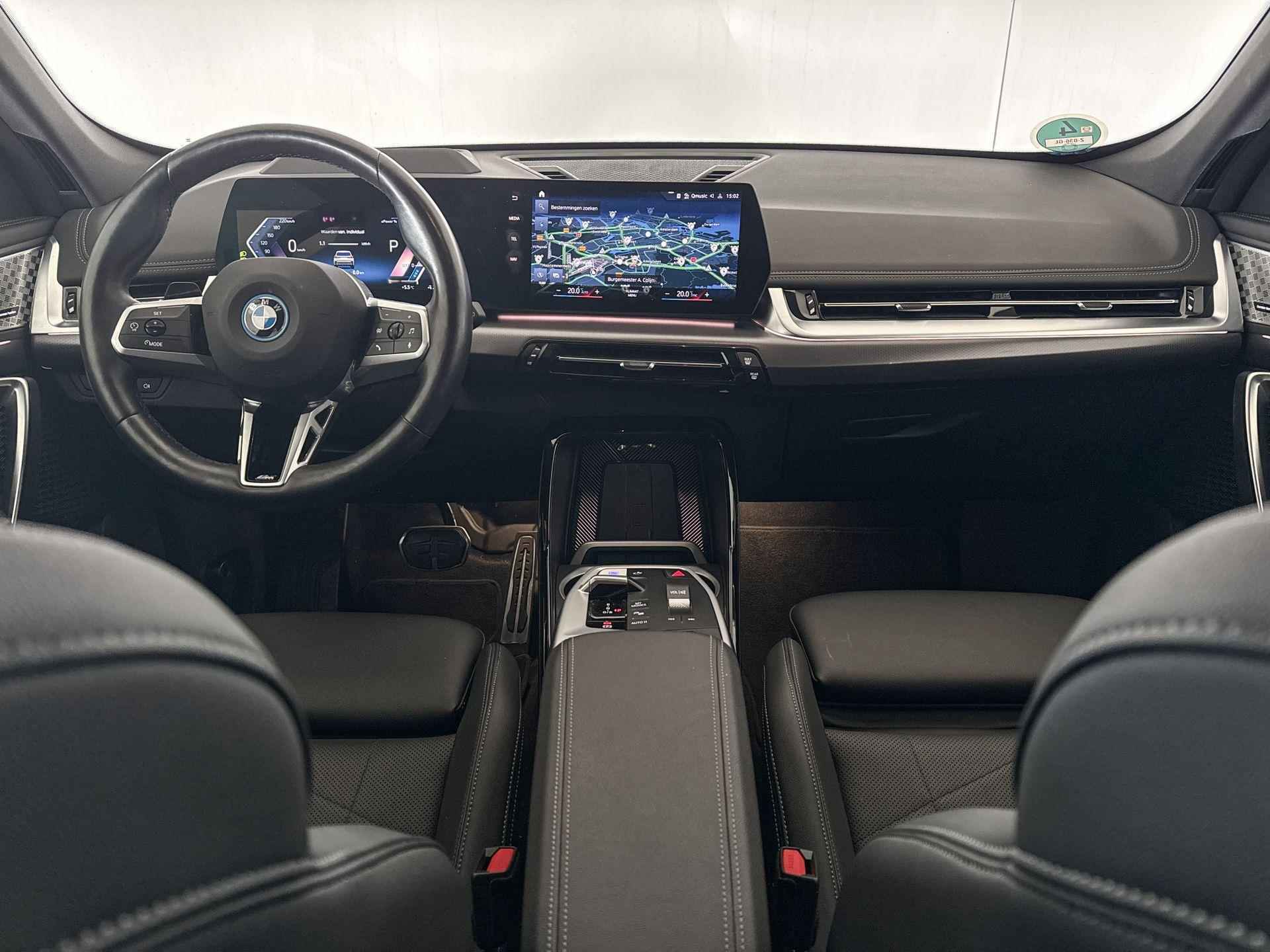 BMW iX1 xDrive30 Launch Edition 67 kWh - 10/21