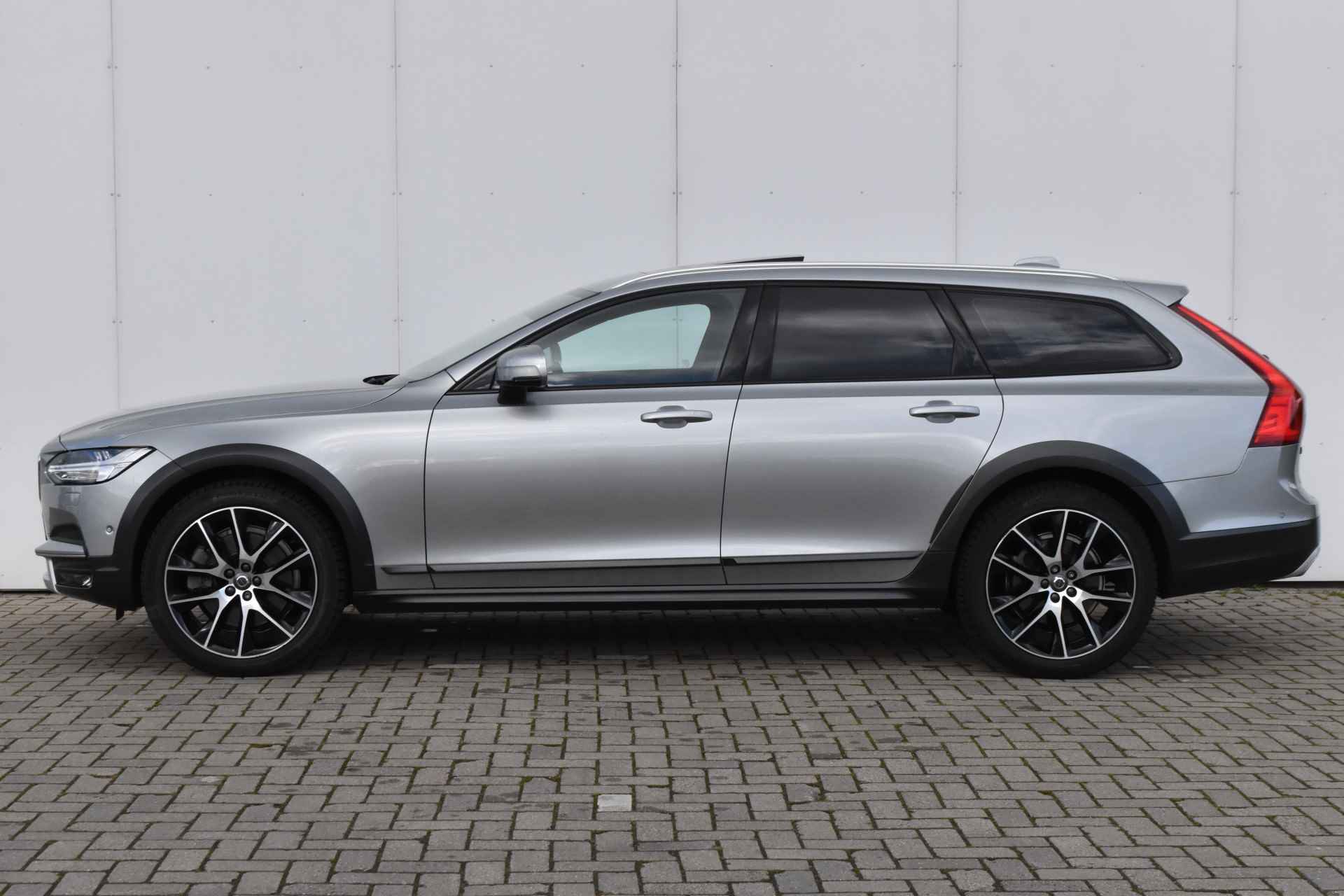 Volvo V90 Cross Country T5 AWD Pro - Head-Up - 20'' - Family Line - 4/47
