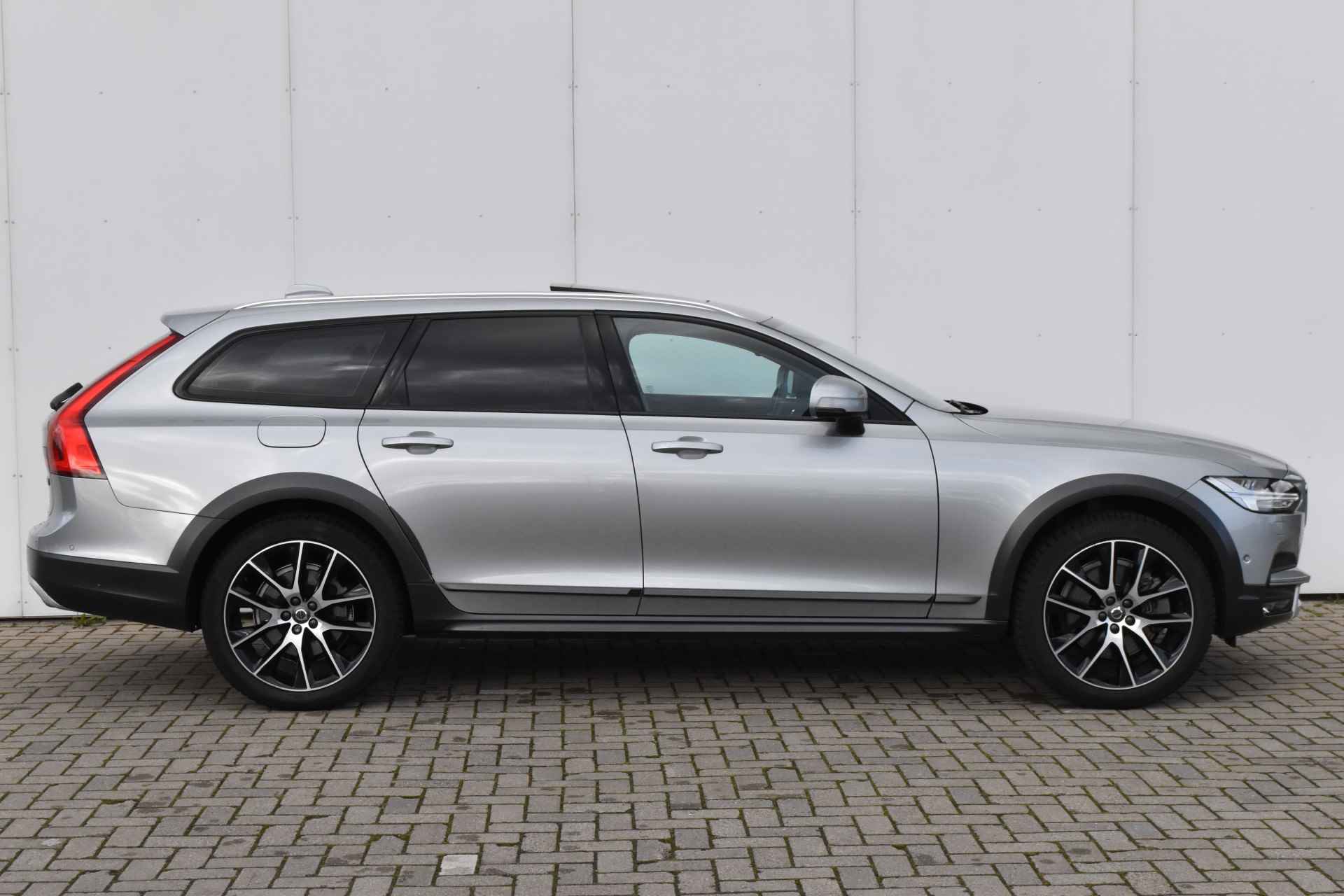 Volvo V90 Cross Country T5 AWD Pro - Head-Up - 20'' - Family Line - 7/47