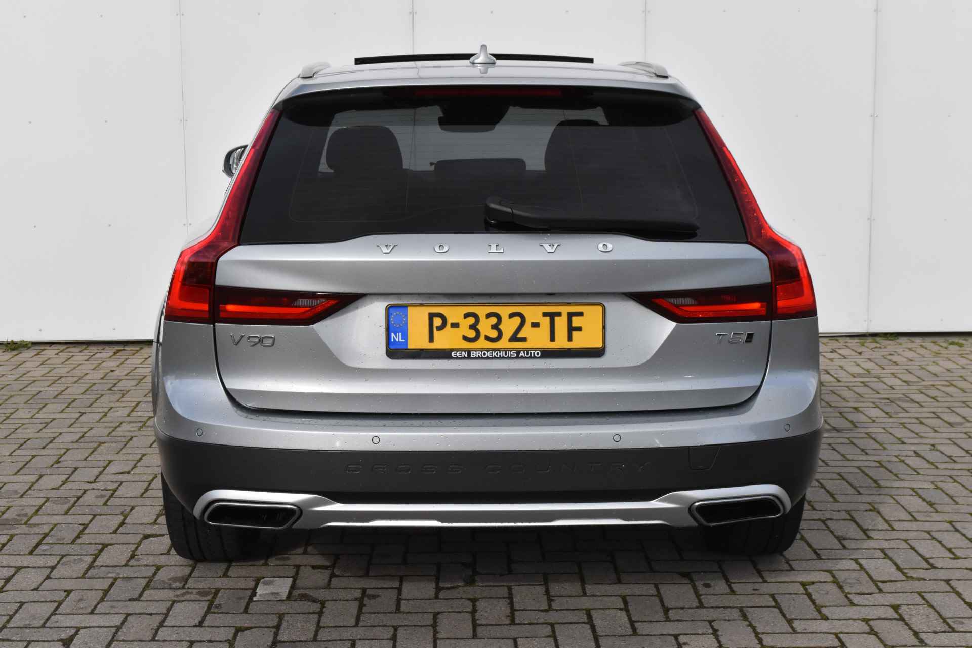 Volvo V90 Cross Country T5 AWD Pro - Head-Up - 20'' - Family Line - 45/47