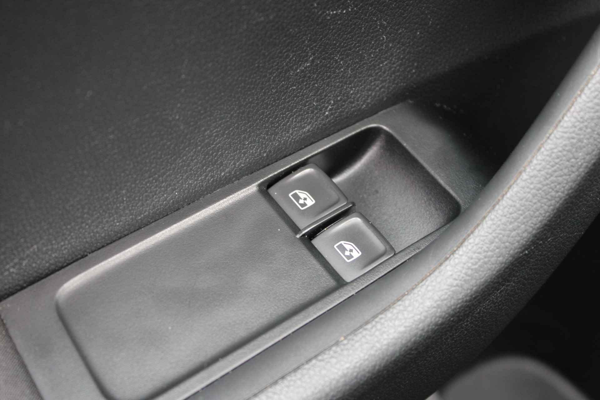 Škoda Fabia Combi 1.0 75PK Active | 1ste Eig. | 100% Dealeronderhouden | Airco | Cruise Control | Elektrische ramen voor - 12/29