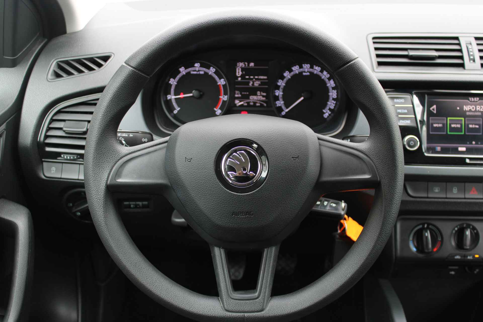 Škoda Fabia Combi 1.0 75PK Active | 1ste Eig. | 100% Dealeronderhouden | Airco | Cruise Control | Elektrische ramen voor - 15/29