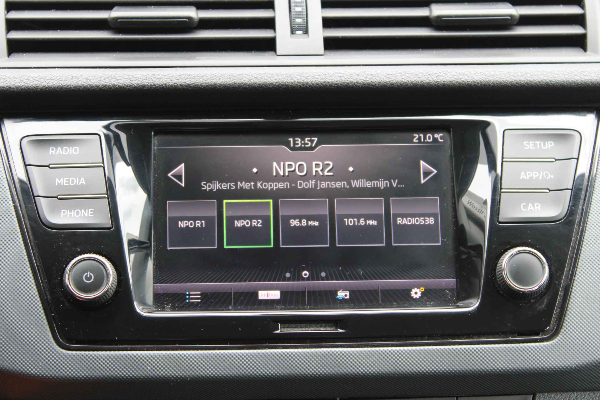 Škoda Fabia Combi 1.0 75PK Active | 1ste Eig. | 100% Dealeronderhouden | Airco | Cruise Control | Elektrische ramen voor - 20/29