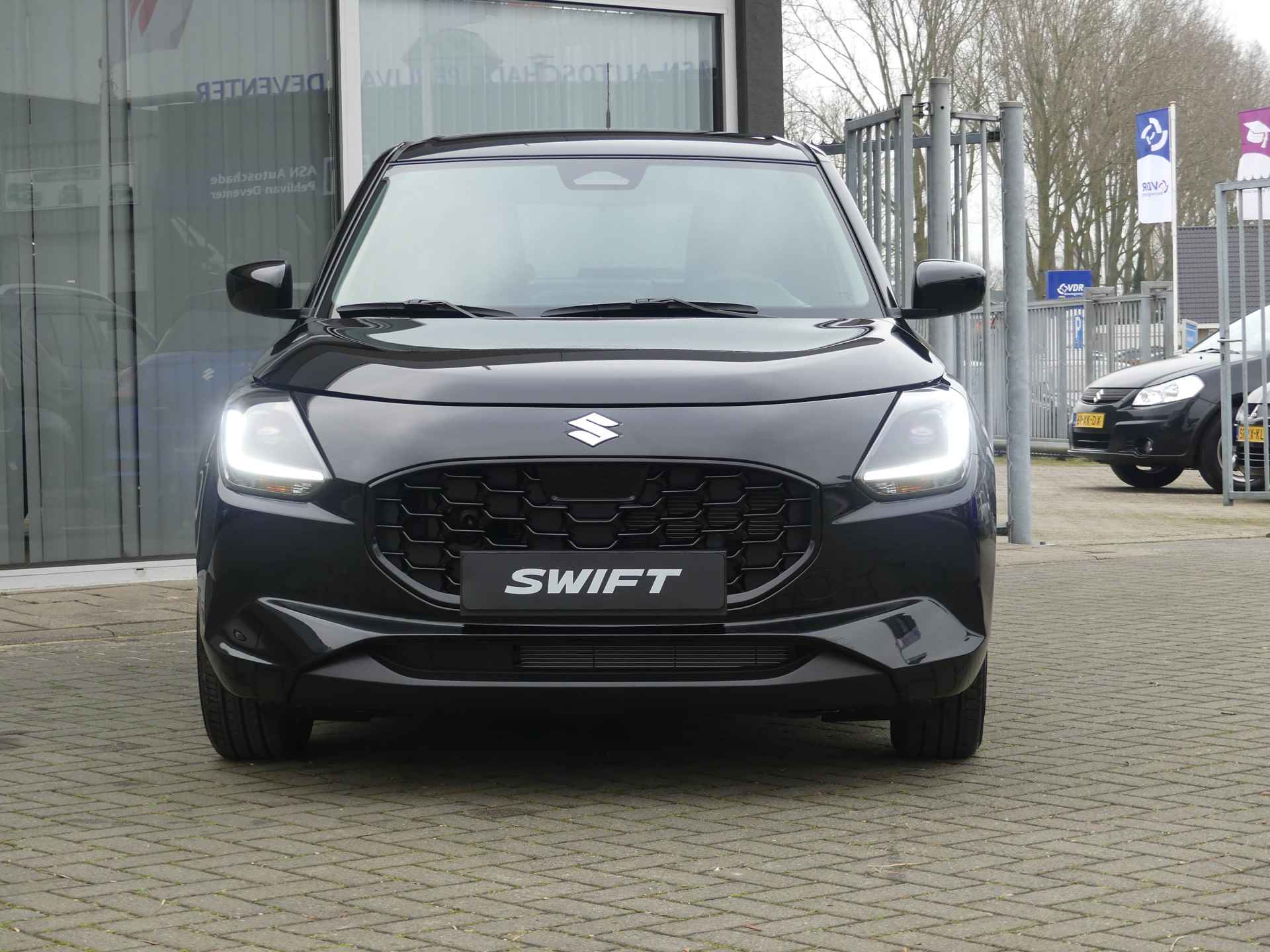 Suzuki Swift 1.2 Select Smart Hybrid 6 jaar fabrieksgarantie! Nieuw uit voorraad leverbaar! - 7/31