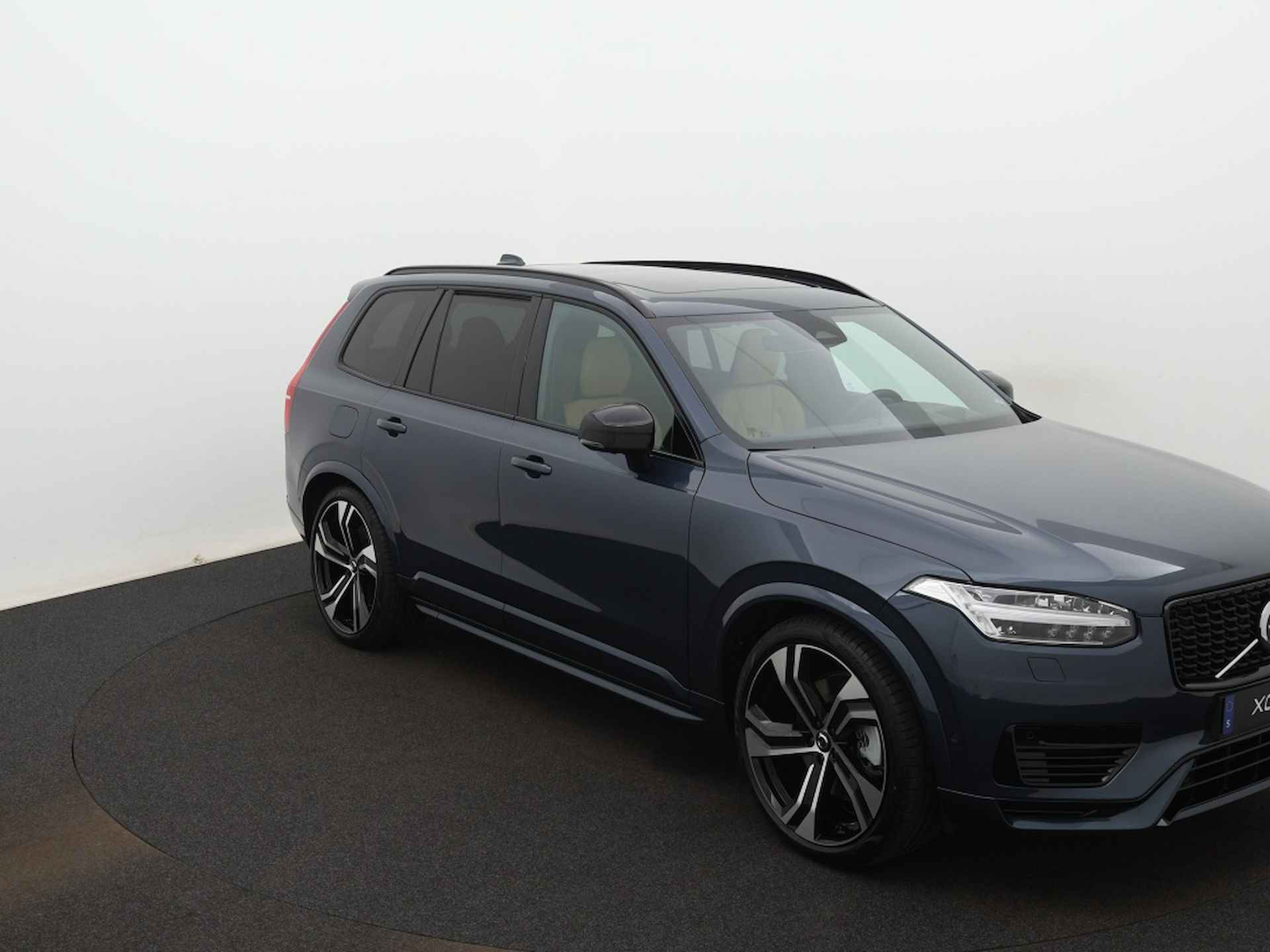 Volvo XC90 2.0 T8 AWD Ulimate Dark | Luchtvering | Bowers & Wilkins Audio | - 11/45