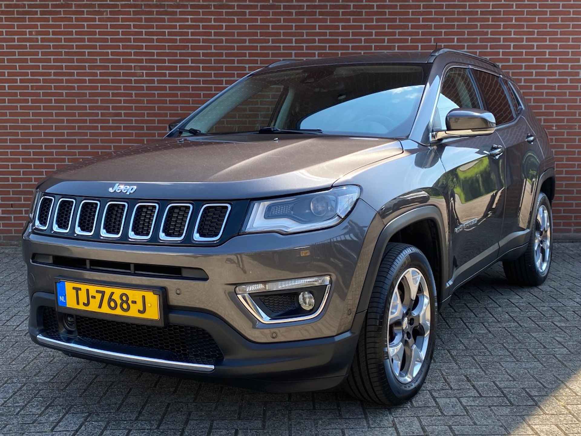 JEEP Compass 1.4 M.AIR Limited 4X4 / AUTOMAAT / NAVI / LEER / CARPLAY / CAMER - 2/27