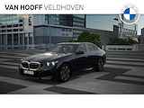 BMW 5 Serie 520i M Sport Automaat / Panoramadak / Adaptieve LED / Parking Assistant / M Sportonderstel / Stoelverwarming