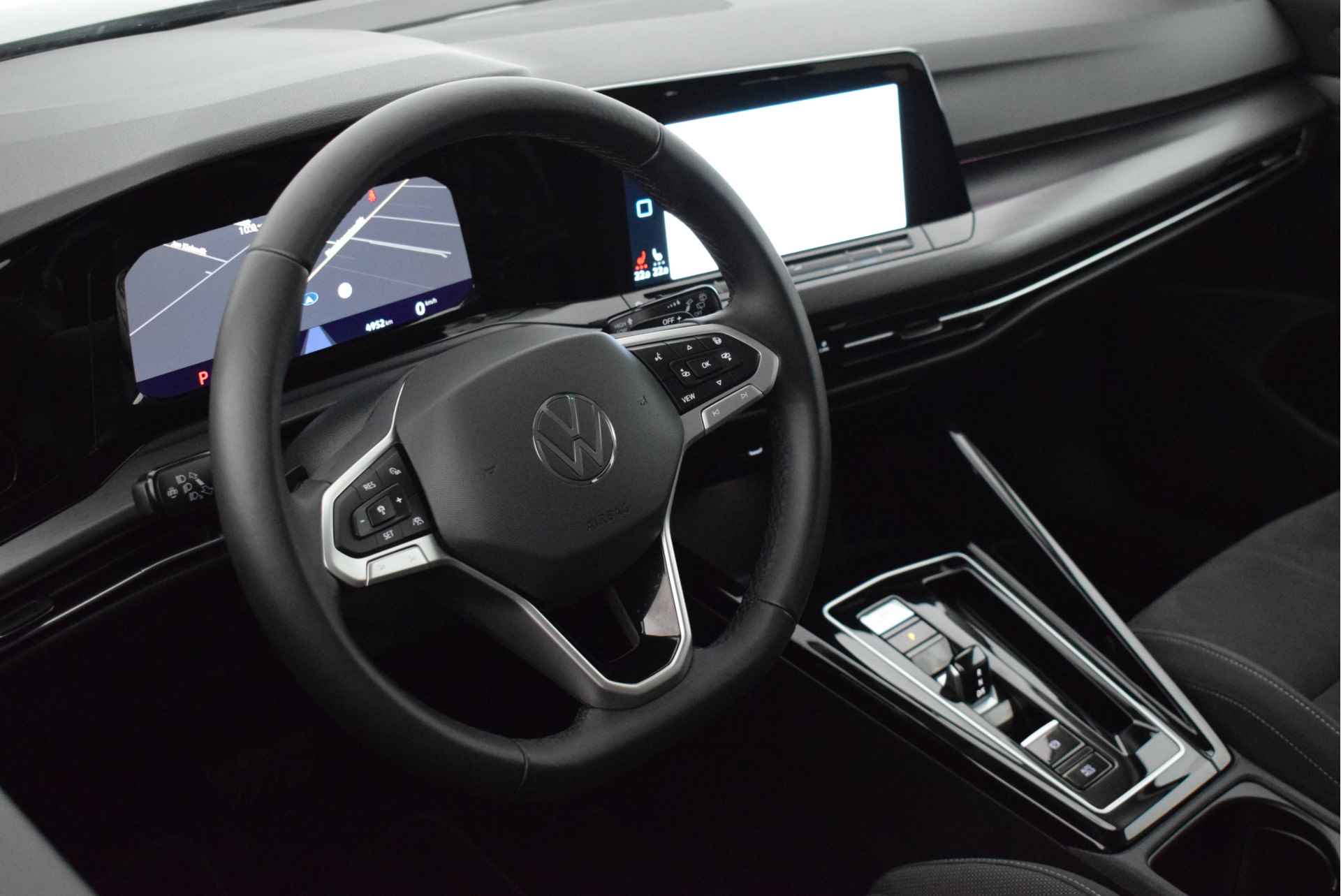 Volkswagen Golf 1.5 eTSI 150pk DSG Style Virtual Cockpit Led Massage Navigatie - 9/50