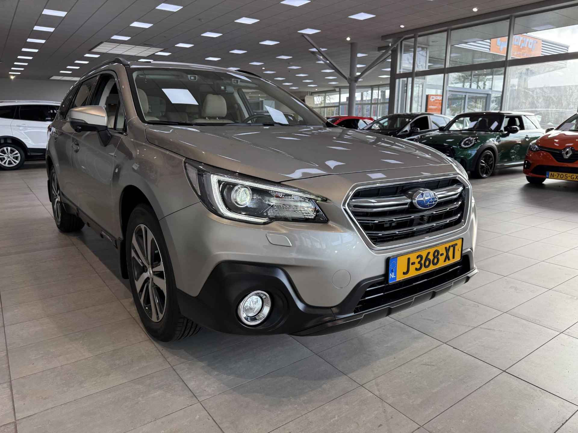 Subaru Outback 2.5i Premium - 8/33