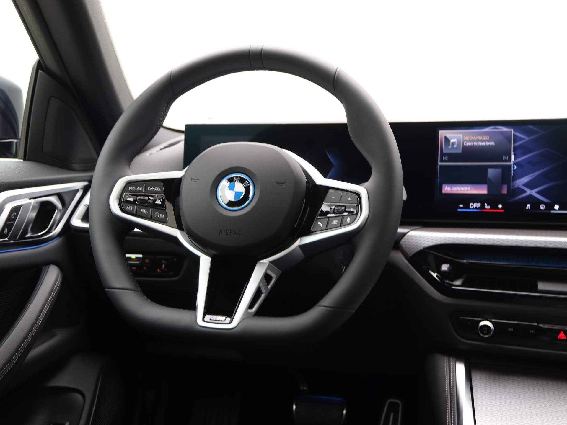 BMW i4 eDrive40 84 kWh - 3/26