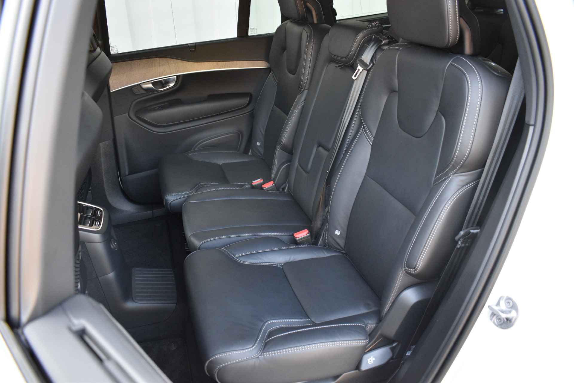 Volvo XC90 T8 Recharge 455PK AWD Inscription LONG RANGE | Luchtvering | Ventilatie & Massage -stoelen | 360 Camera - 10/56