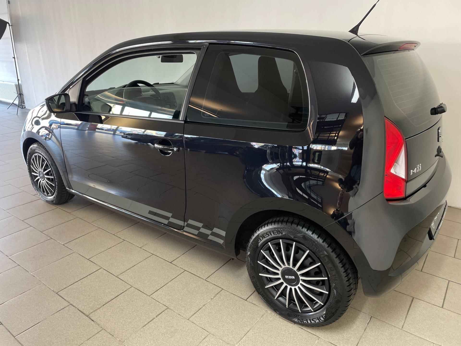 SEAT Mii 1.0 Style AIRCO ELEK RAMEN CENT STRIPING PRIVACY GLAS SPEC INTERIEUR NIEUWSTAAT - 4/35