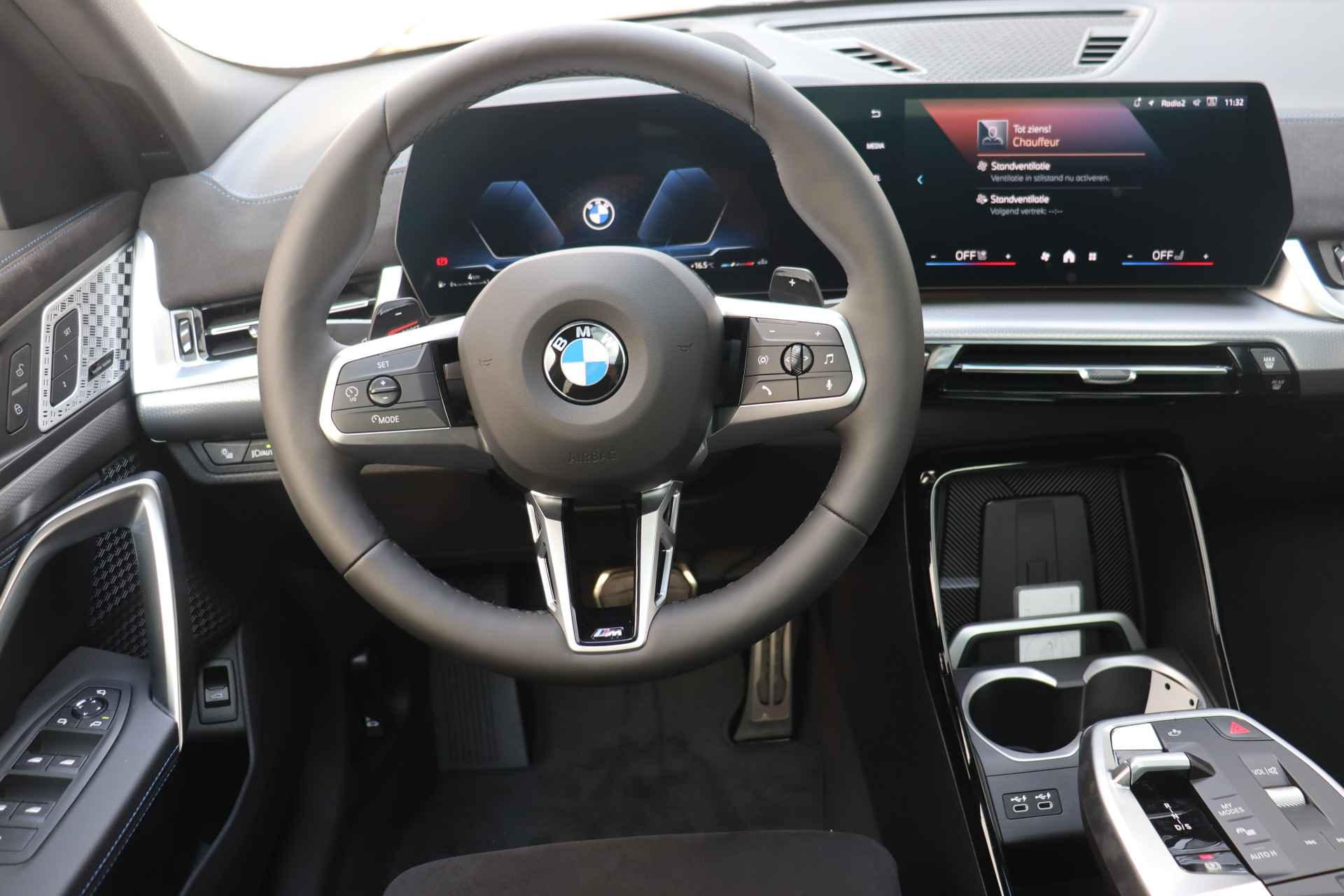BMW X2 sDrive20i High Executive M Sport Automaat / Panoramadak / Sportstoelen / Parking Assistant Plus / Adaptieve LED / Comfort Access / Head-Up / Live Cockpit Professional - 15/19