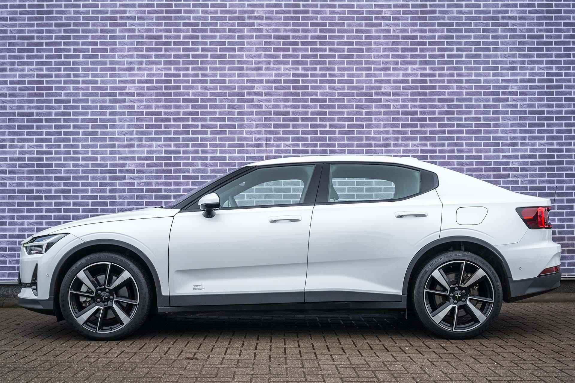 Polestar 2 Long Range Dual Motor 78 kWh | Panoramadak | Adaptive Cruise control | 360º Camera | Stoel/stuur en achterbankverwarming - 4/46