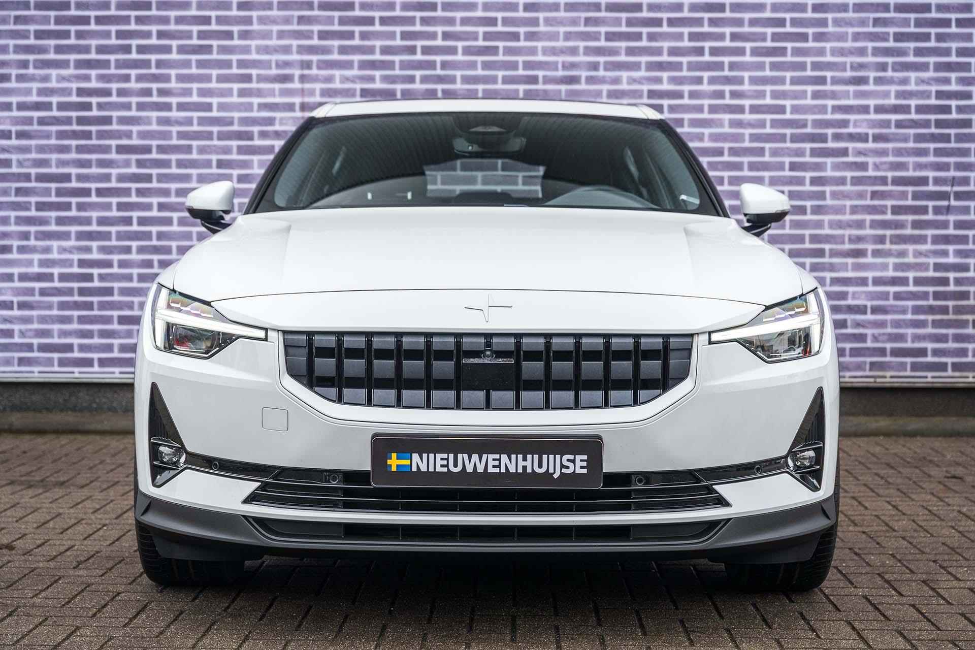 Polestar 2 Long Range Dual Motor 78 kWh | Panoramadak | Adaptive Cruise control | 360º Camera | Stoel/stuur en achterbankverwarming - 6/46