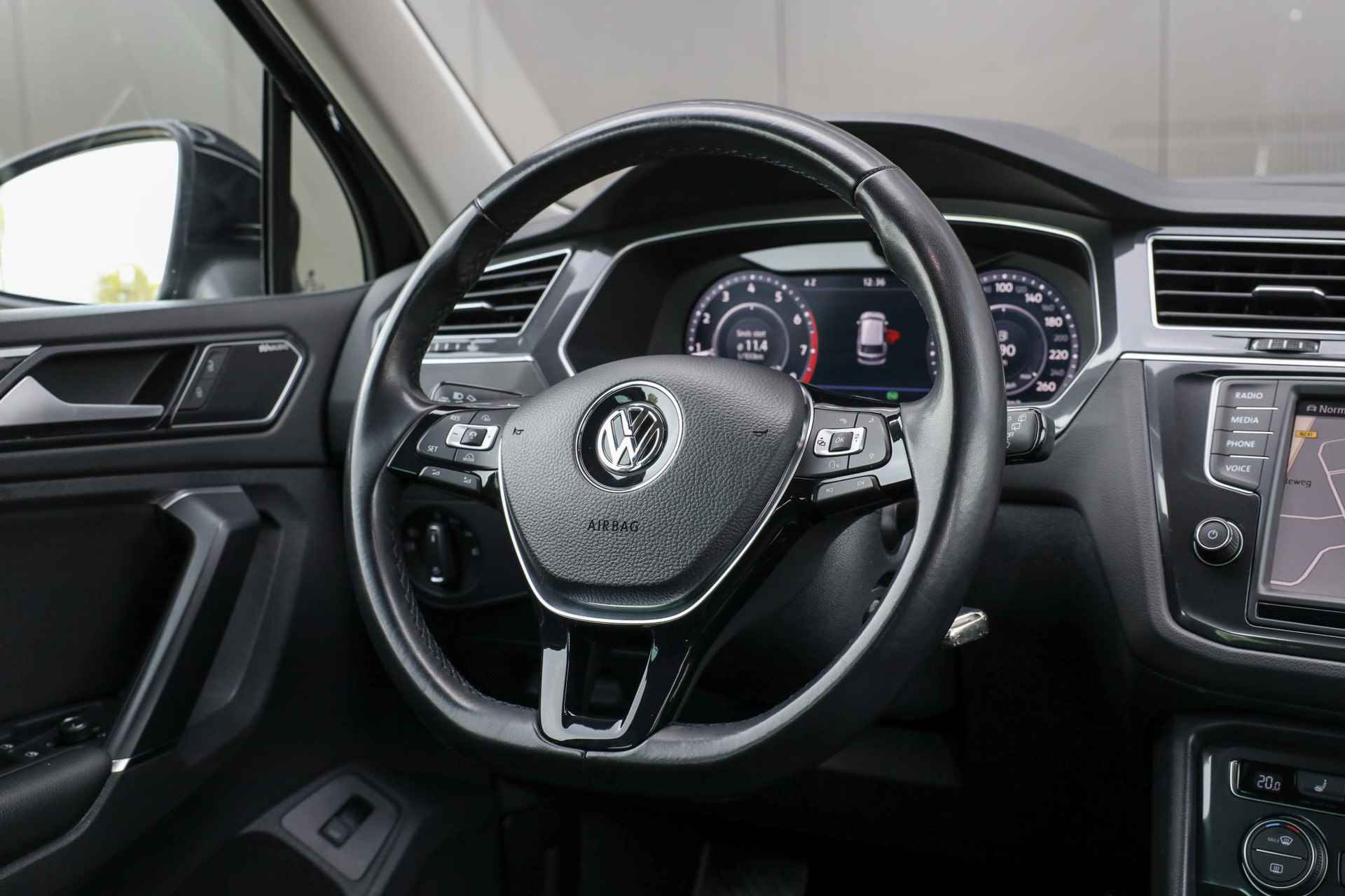 Volkswagen Tiguan 2.0 TSI 4Motion 2x R-LINE ✅ Virtual ✅ LED ✅ Camera ✅ ACC - 26/45