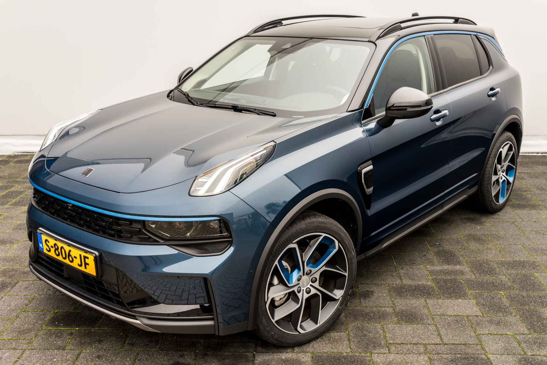 Lynk & Co 01 1.5 Plug-in Hybrid 262 Pk I Nw  Modeljaar I Panoramadak I 75 km Elektrisch I 360 Camera I Infinity audio l Full Map Navi I Carplay I 20 inch. LMV - 47/66