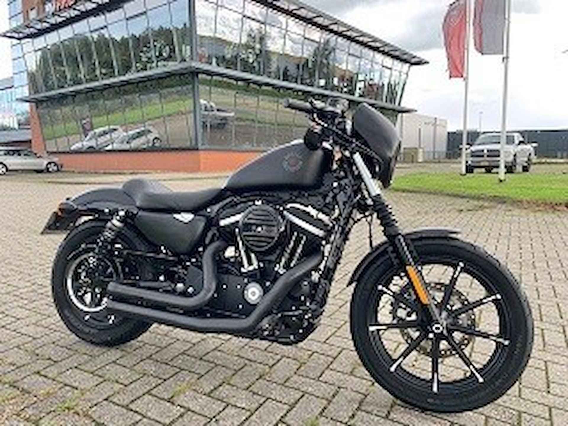 Harley-Davidson XL883N IRON 883 SPORT 2705 KM