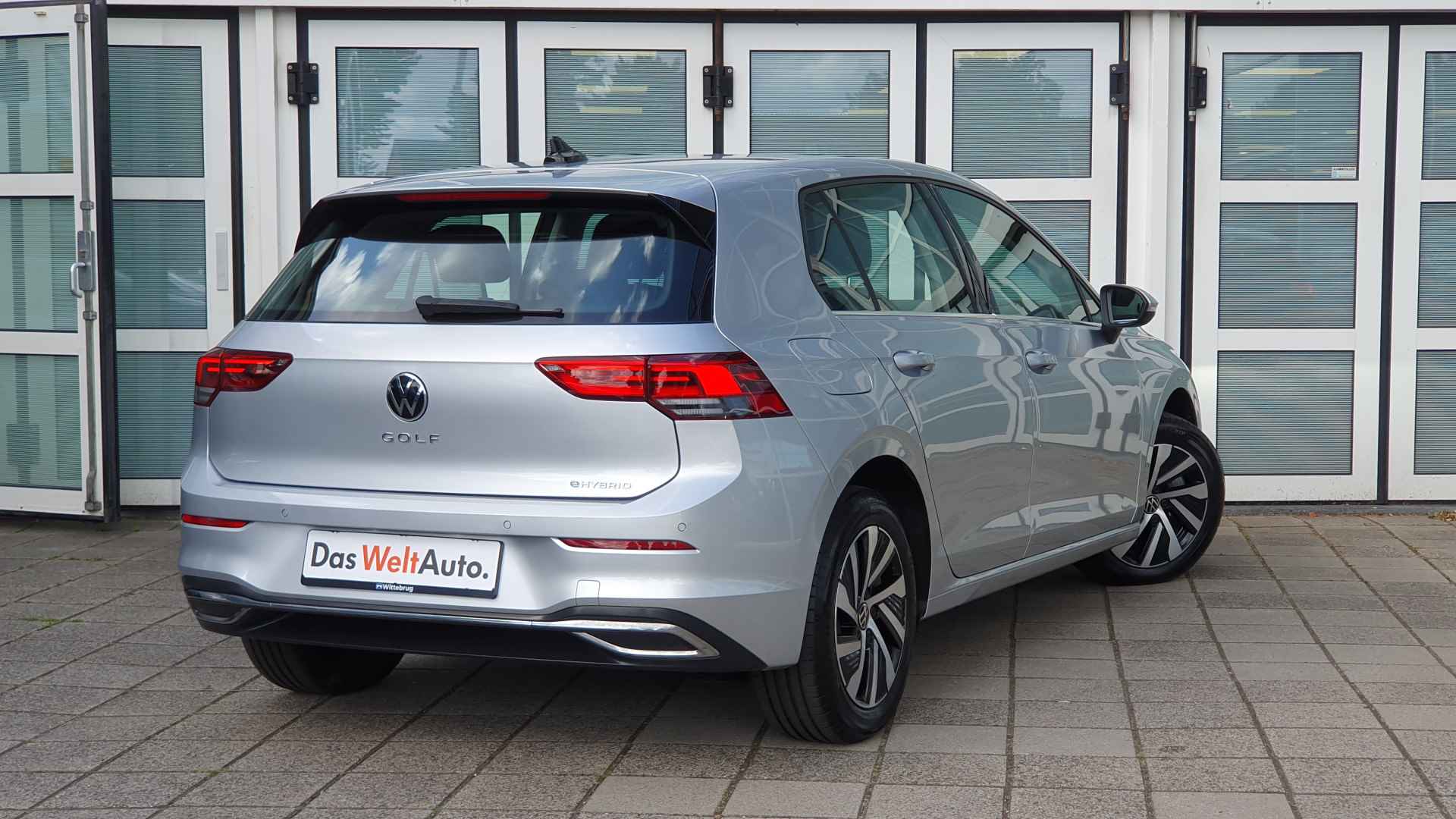 Volkswagen Golf 1.4 eHybrid Style / Digitale Cockpit / Stoel + Stuurverwarming / Parkeersensoren V+A / 16" LMV - 7/32