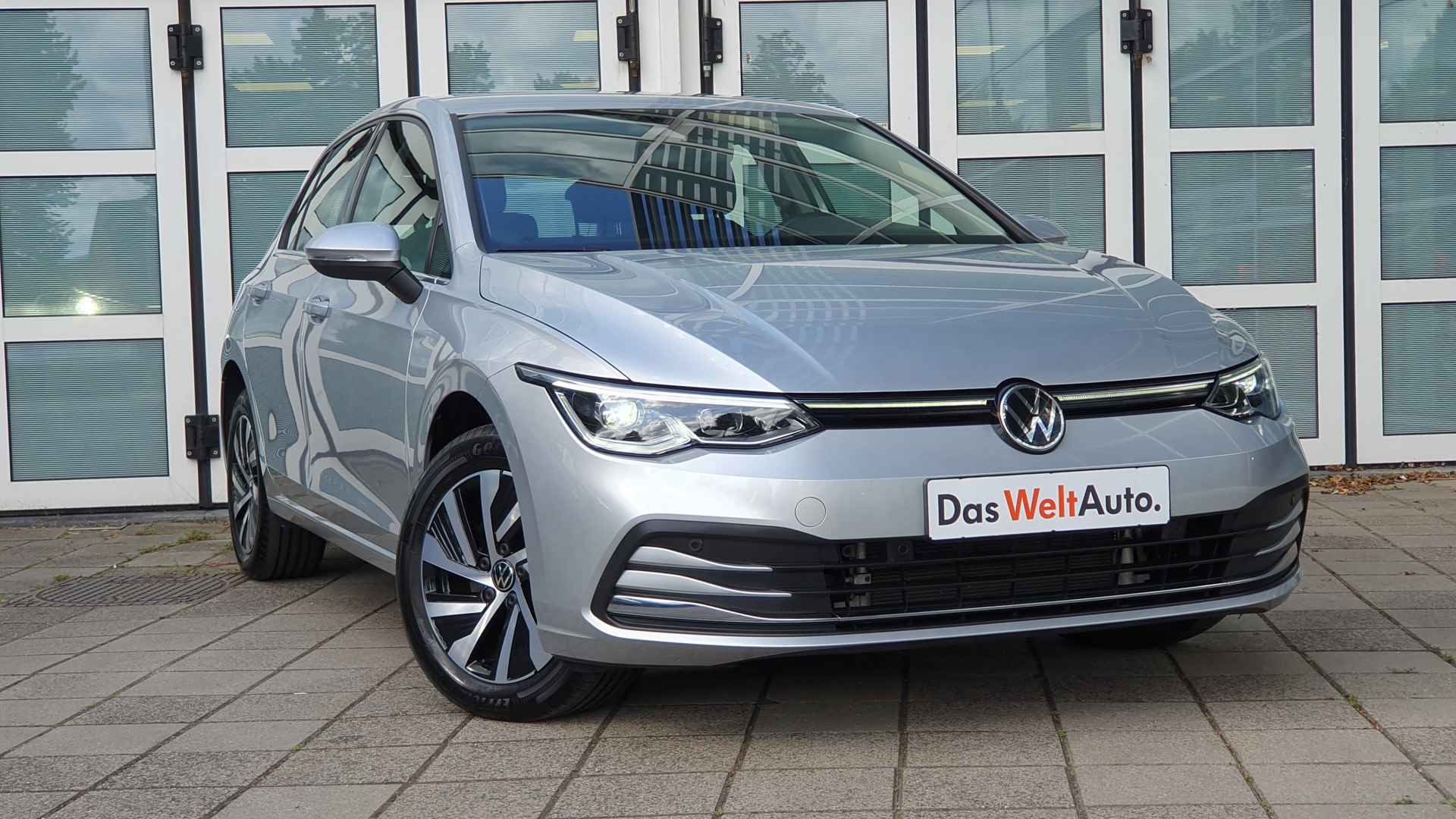 Volkswagen Golf 1.4 eHybrid Style / Digitale Cockpit / Stoel + Stuurverwarming / Parkeersensoren V+A / 16" LMV - 9/32