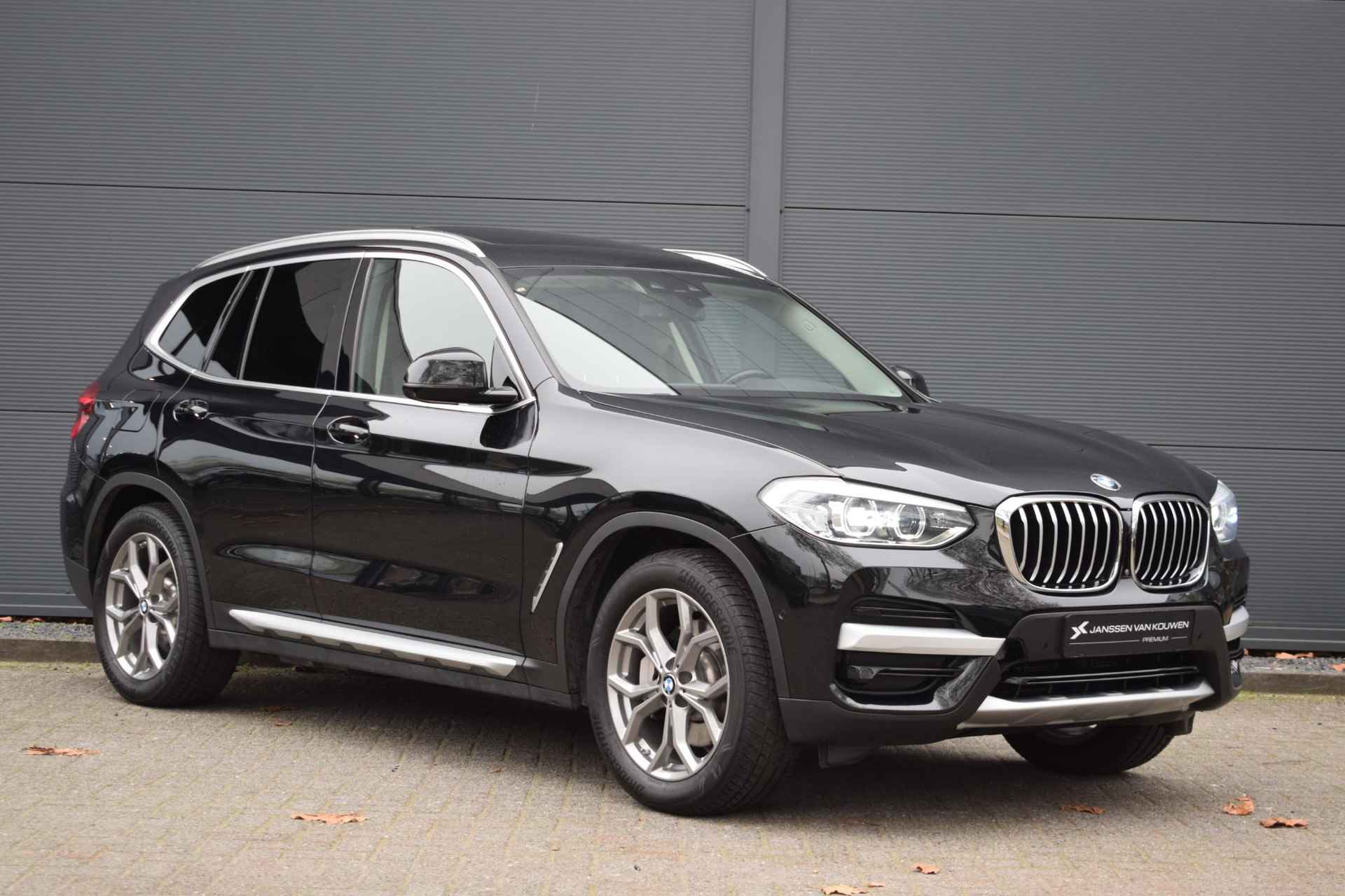 BMW X3 xDrive30e xLine / Panoramadak / Head-Up HiFi / Keyless - 3/63