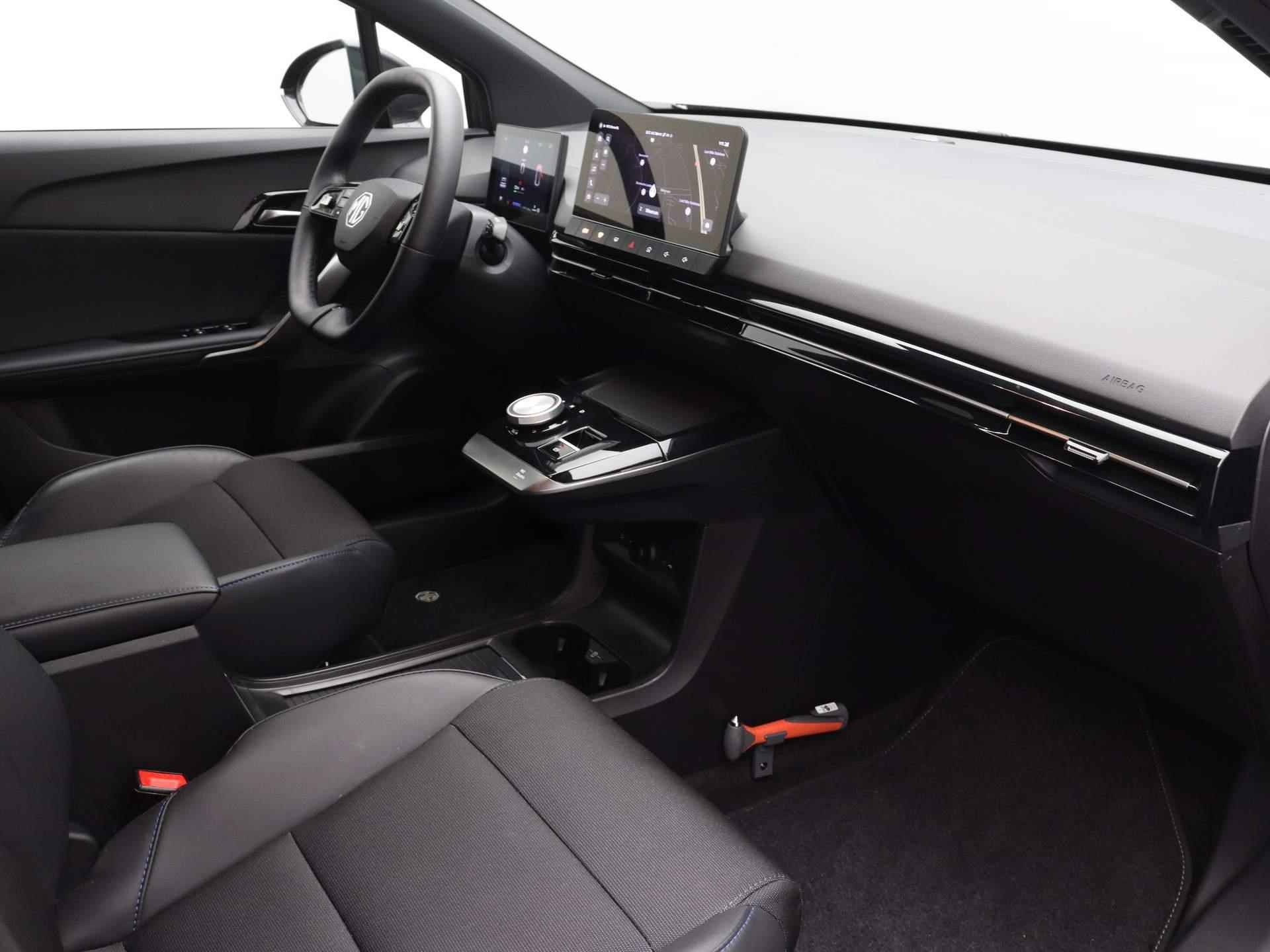 MG 4 Long Range Luxury 64 kWh | Navi | Led Koplampen | 360 Camera | Apple CarPlay | - 22/26