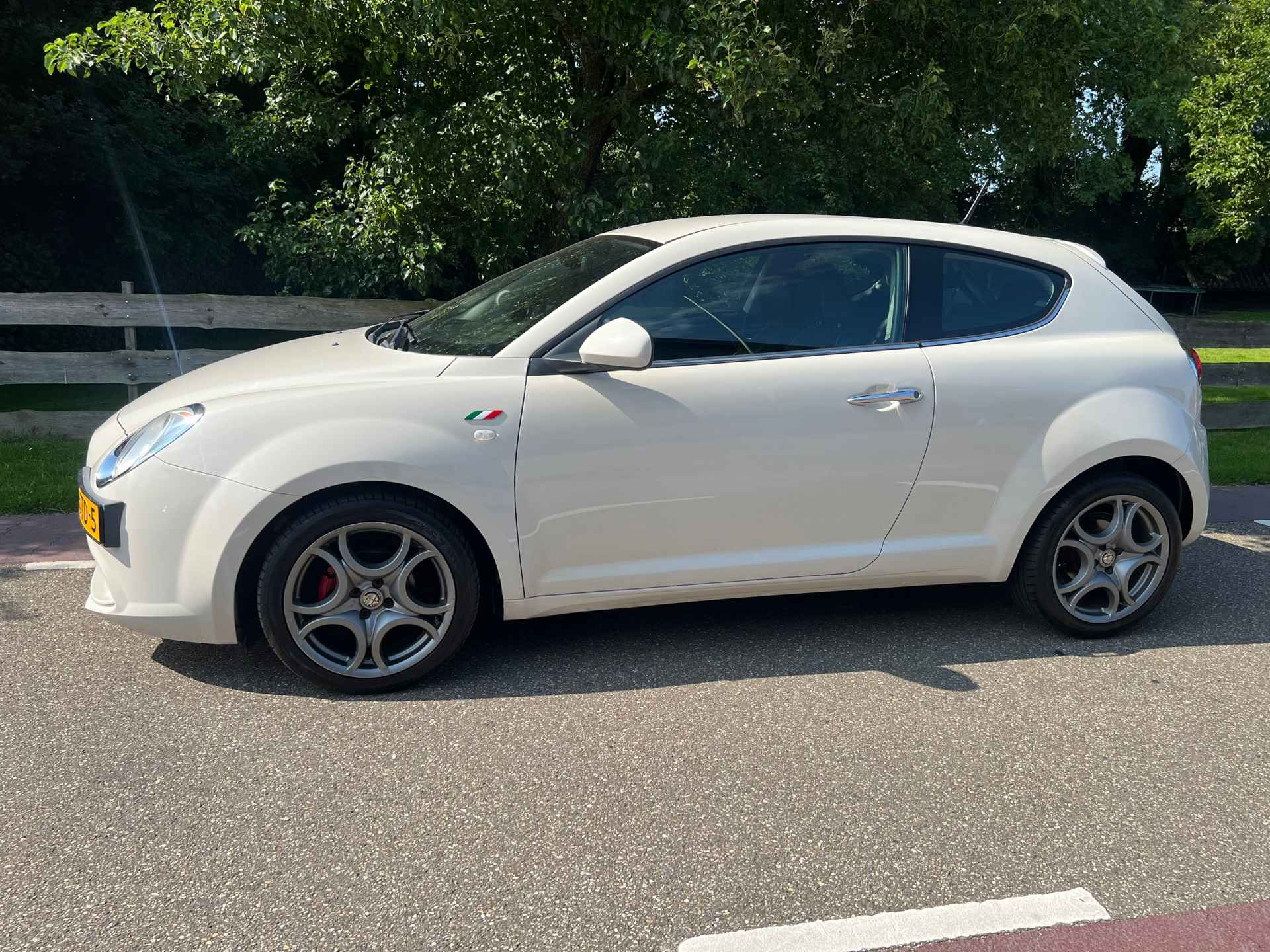 Alfa Romeo MiTo 0.9 TwinAir Distinctive Clima - 2/27