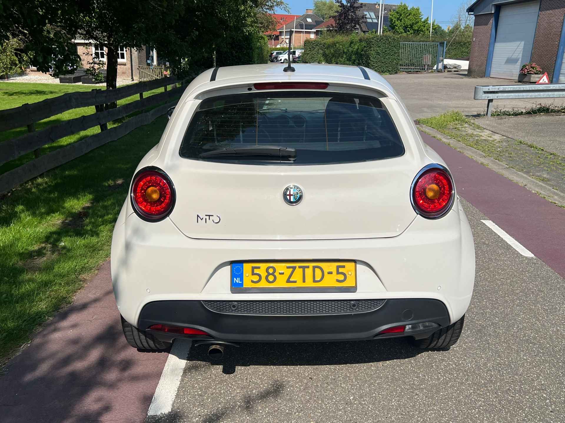 Alfa Romeo MiTo 0.9 TwinAir Distinctive Clima - 15/27