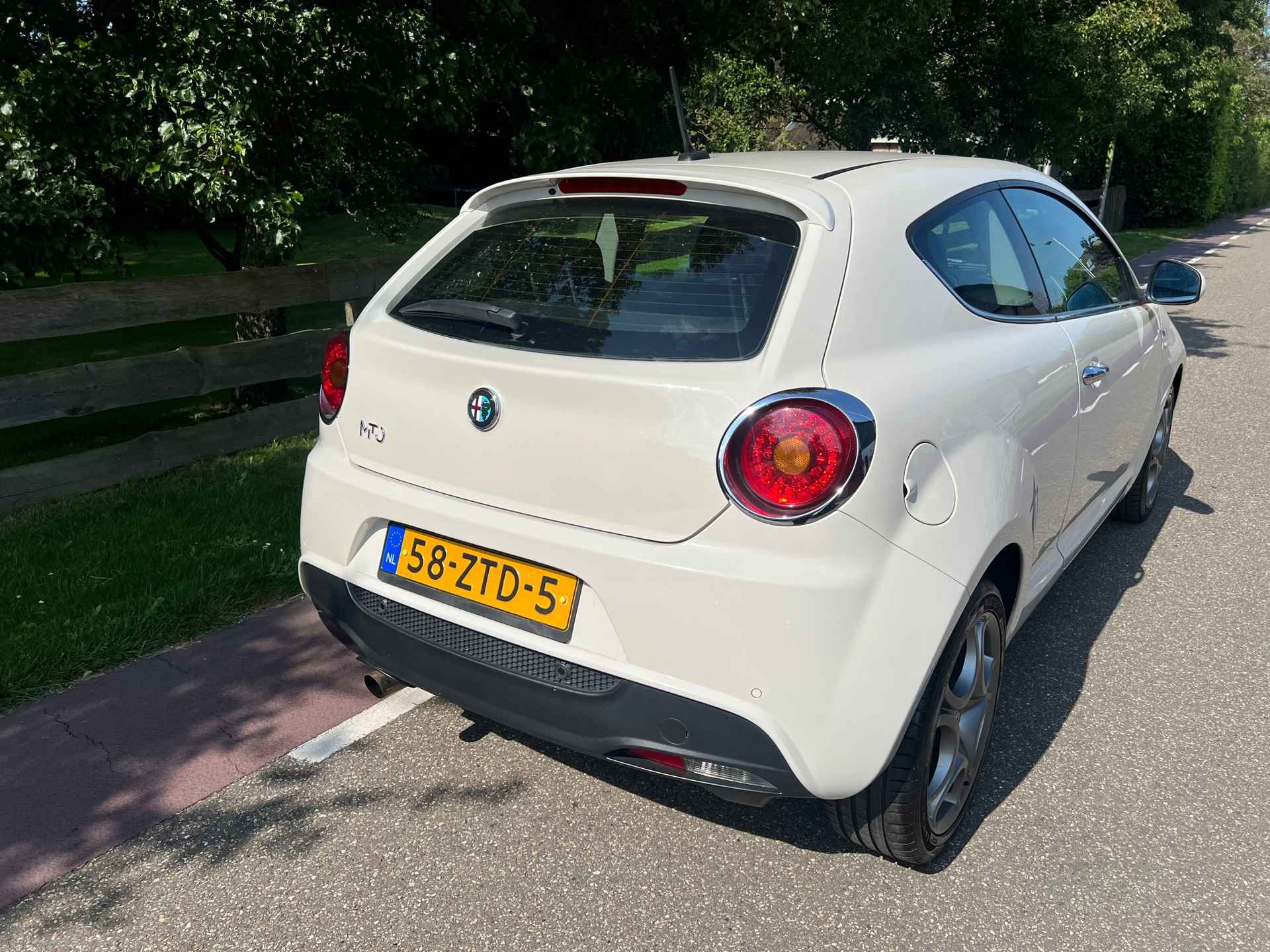 Alfa Romeo MiTo 0.9 TwinAir Distinctive Clima - 19/27