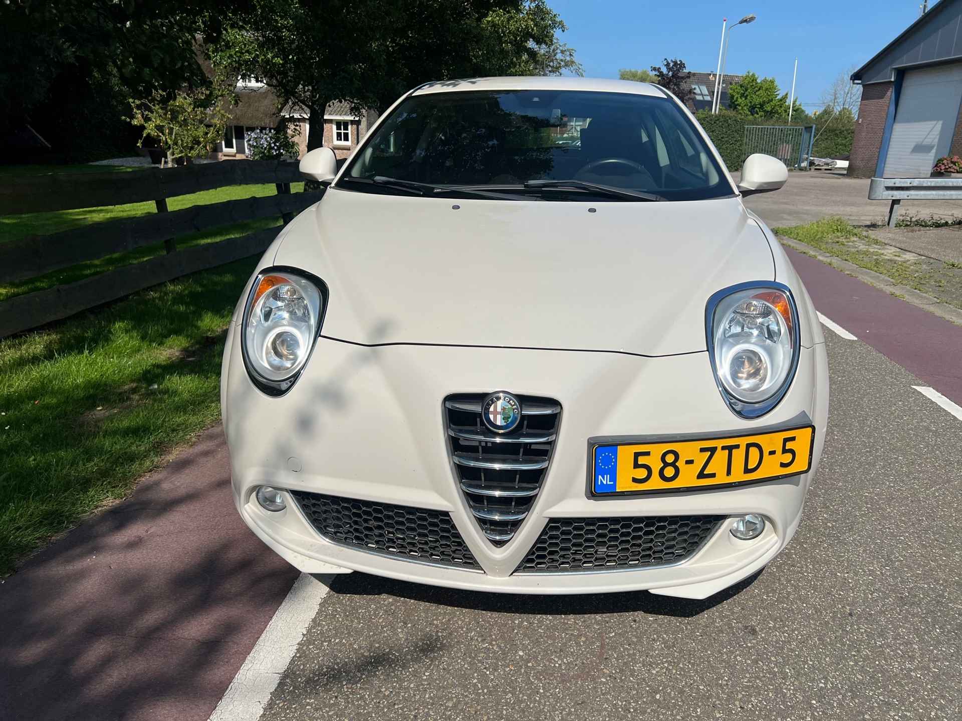 Alfa Romeo MiTo 0.9 TwinAir Distinctive Clima - 22/27