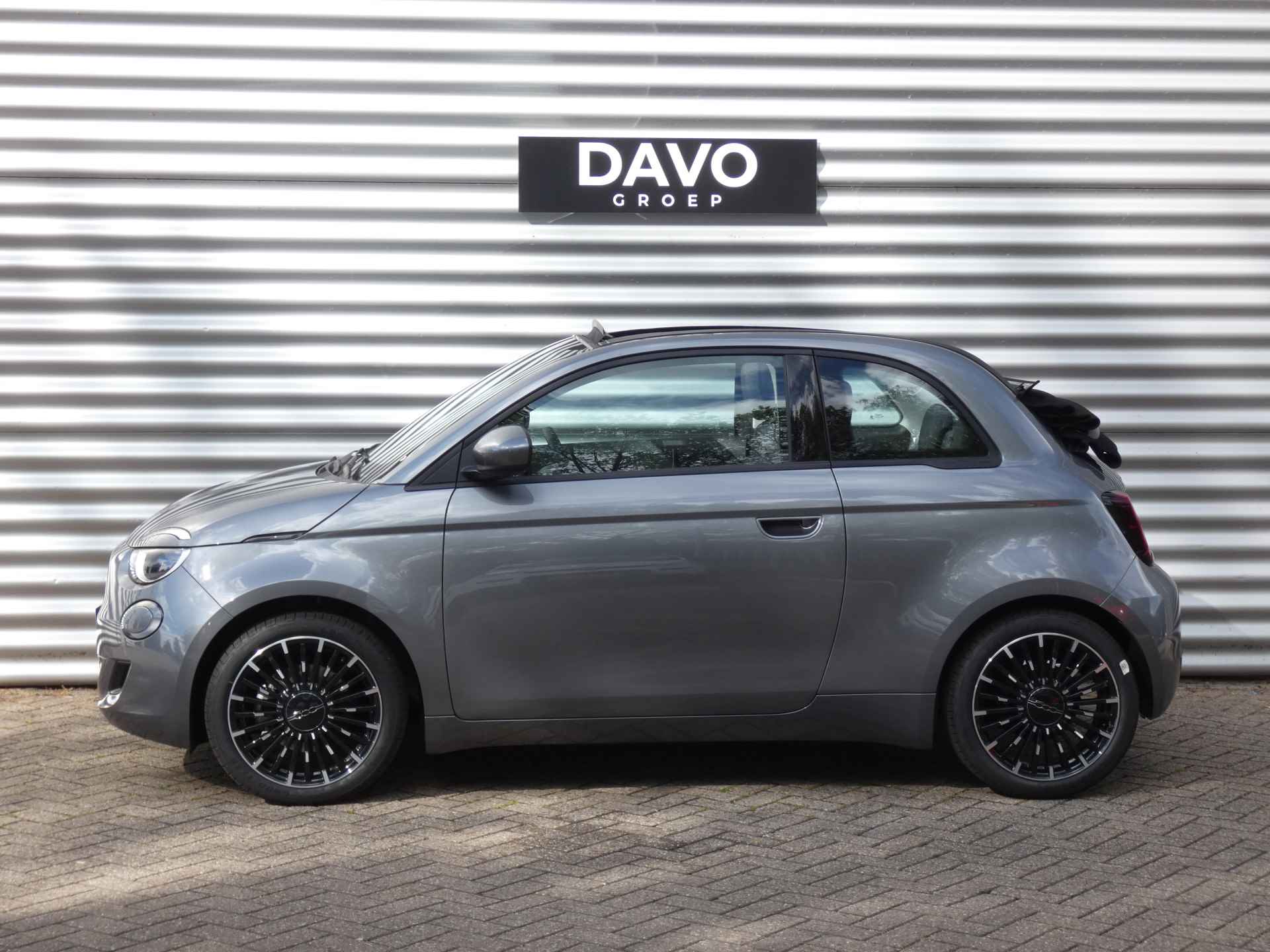 Fiat 500E C Icon 42 kWh ! € 8.072,- VOORDEEL! | Convenience Pack & Pack Comfort - 4/34