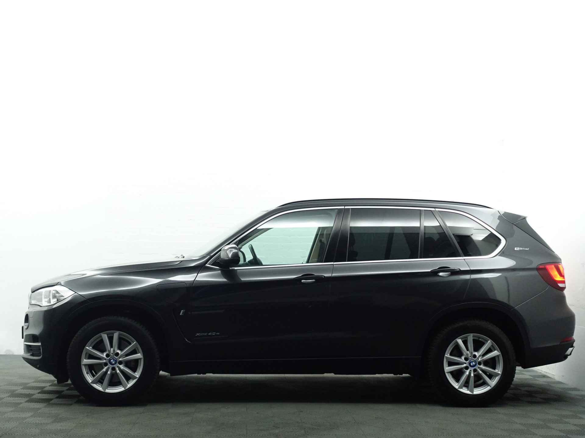 BMW X5 xDrive40e iPerformance High Executive Aut- Panodak, Memory, Head Up, Sfeerverlichting, 360 Camera - 41/42