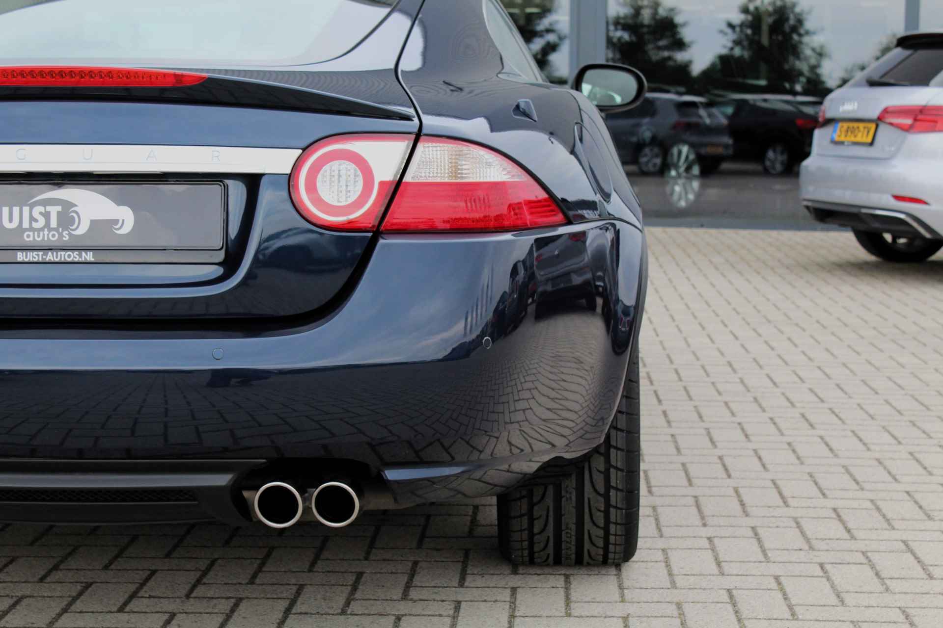 Jaguar XKR 4.2 V8 Coupé NL-auto! 2e eig.! 70859KM! - 9/38