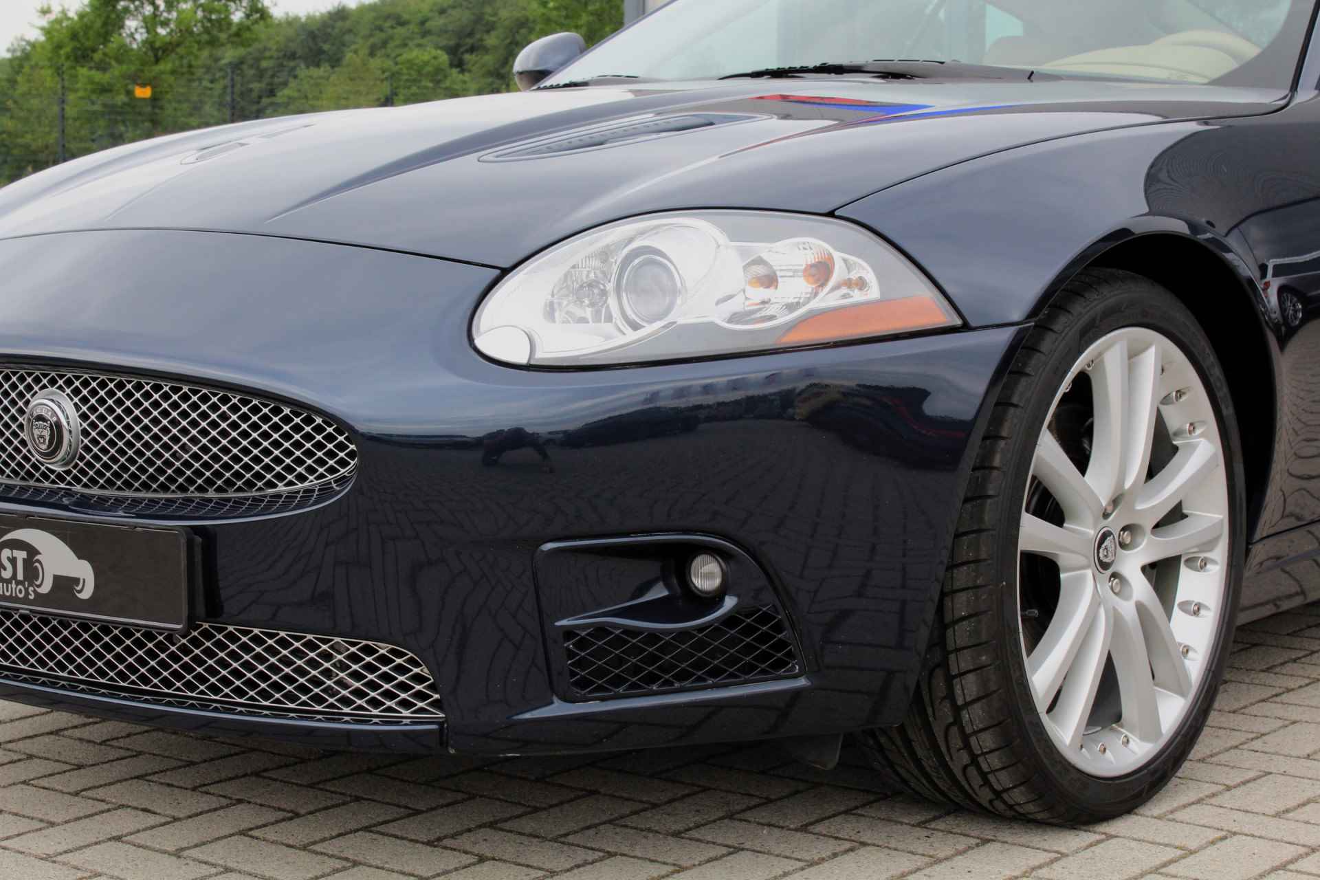 Jaguar XKR 4.2 V8 Coupé NL-auto! 2e eig.! 70859KM! - 10/38