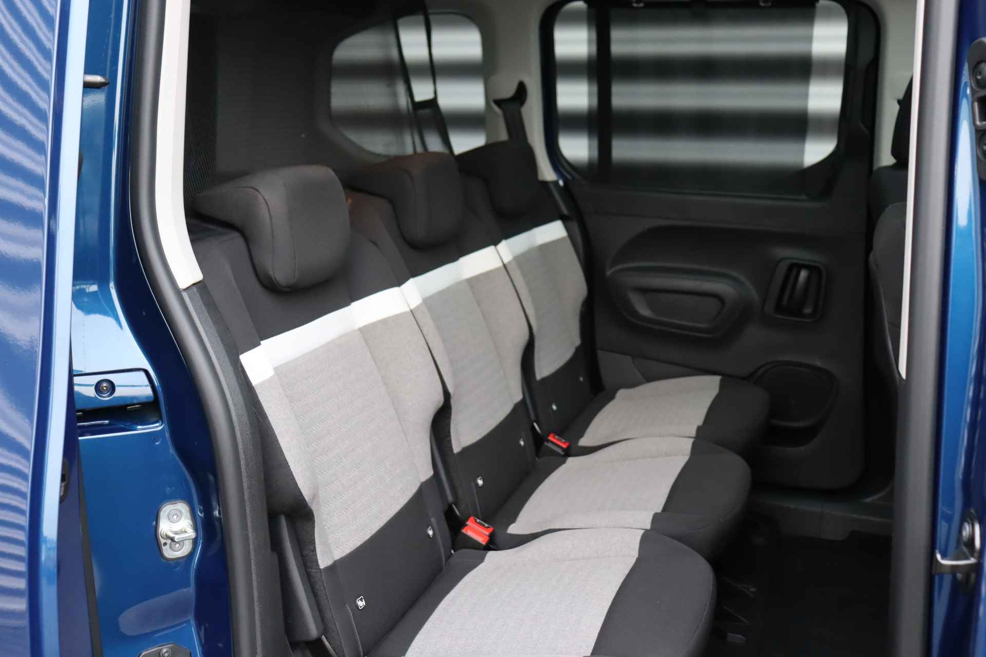 Citroën Berlingo 1.2 PURETECH 130PK SHINE AUTOMAAT / NAVI / CLIMA / LED / PDC / 17" LMV / CAMERA / KEYLESS / PANO. DAK / BLUETOOTH / CRUISECONTRO - 20/44