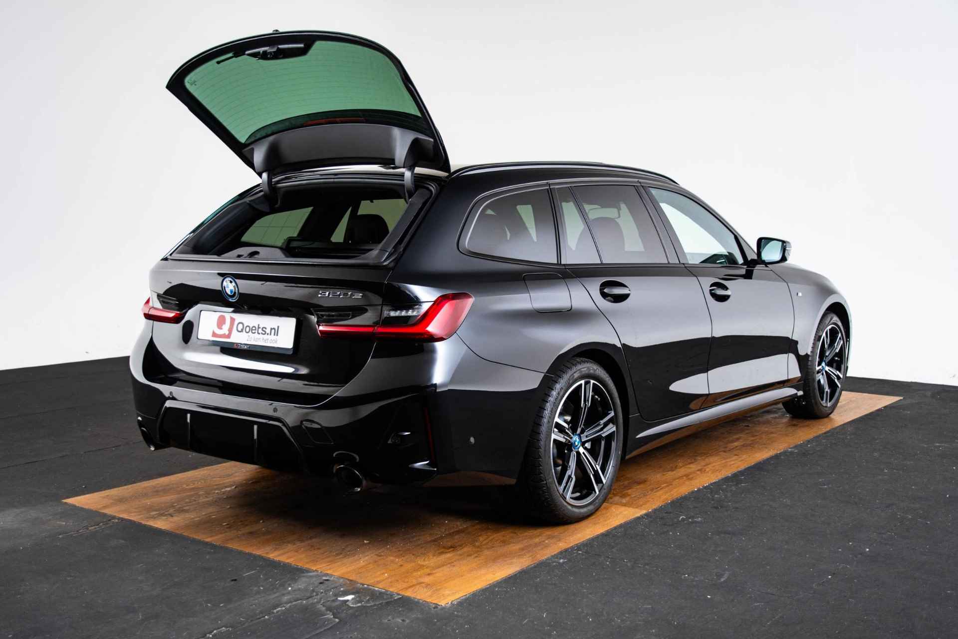 BMW 3-serie Touring 320e M Sport - Panoramadak - Comfort Access - Parking Assistant - HiFi System - Stoelen verwarmd en elektrisch verstelbaar - 12/63