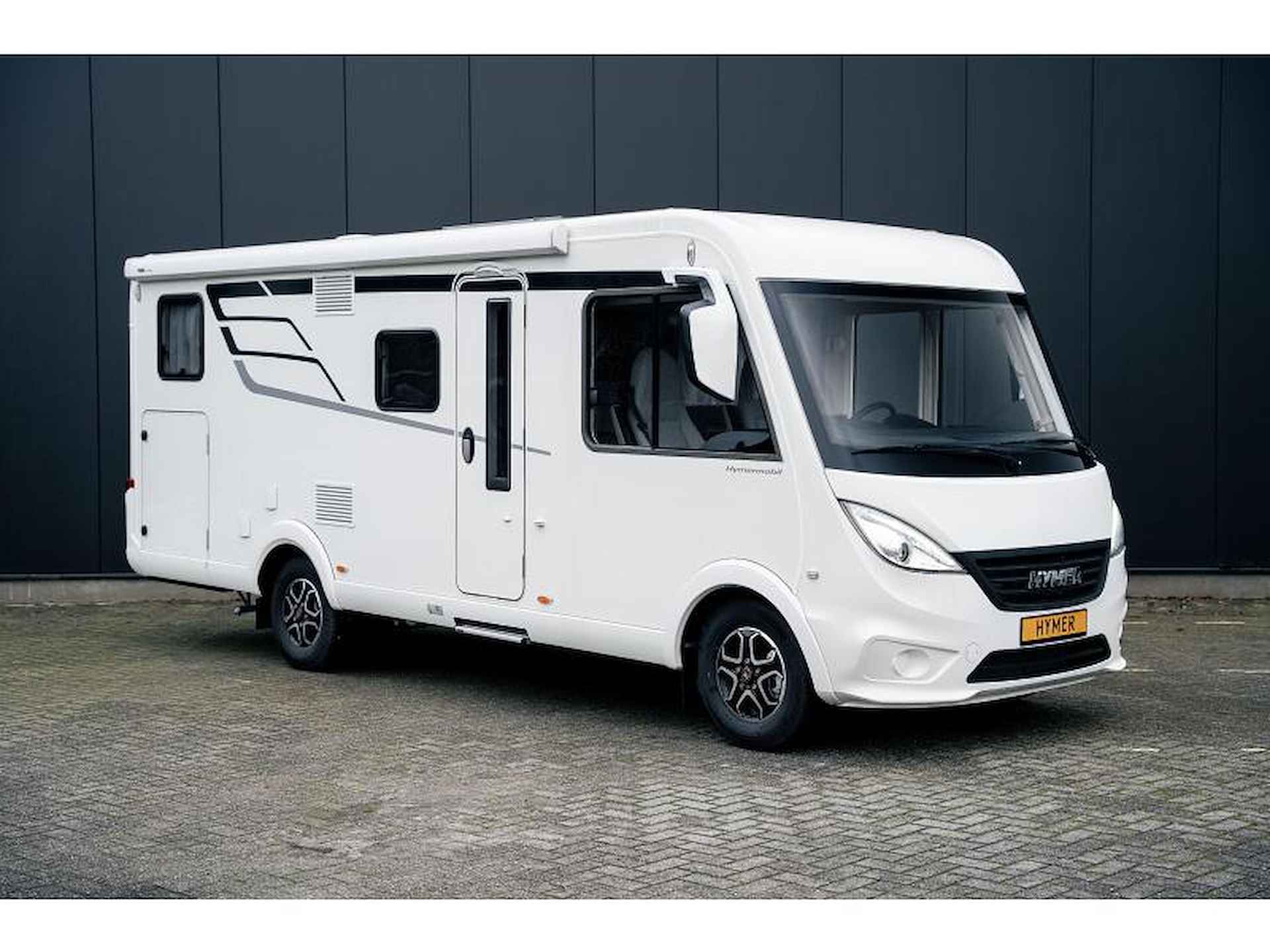 Hymer Exis-i 580 Pure uitvoering - 1/25