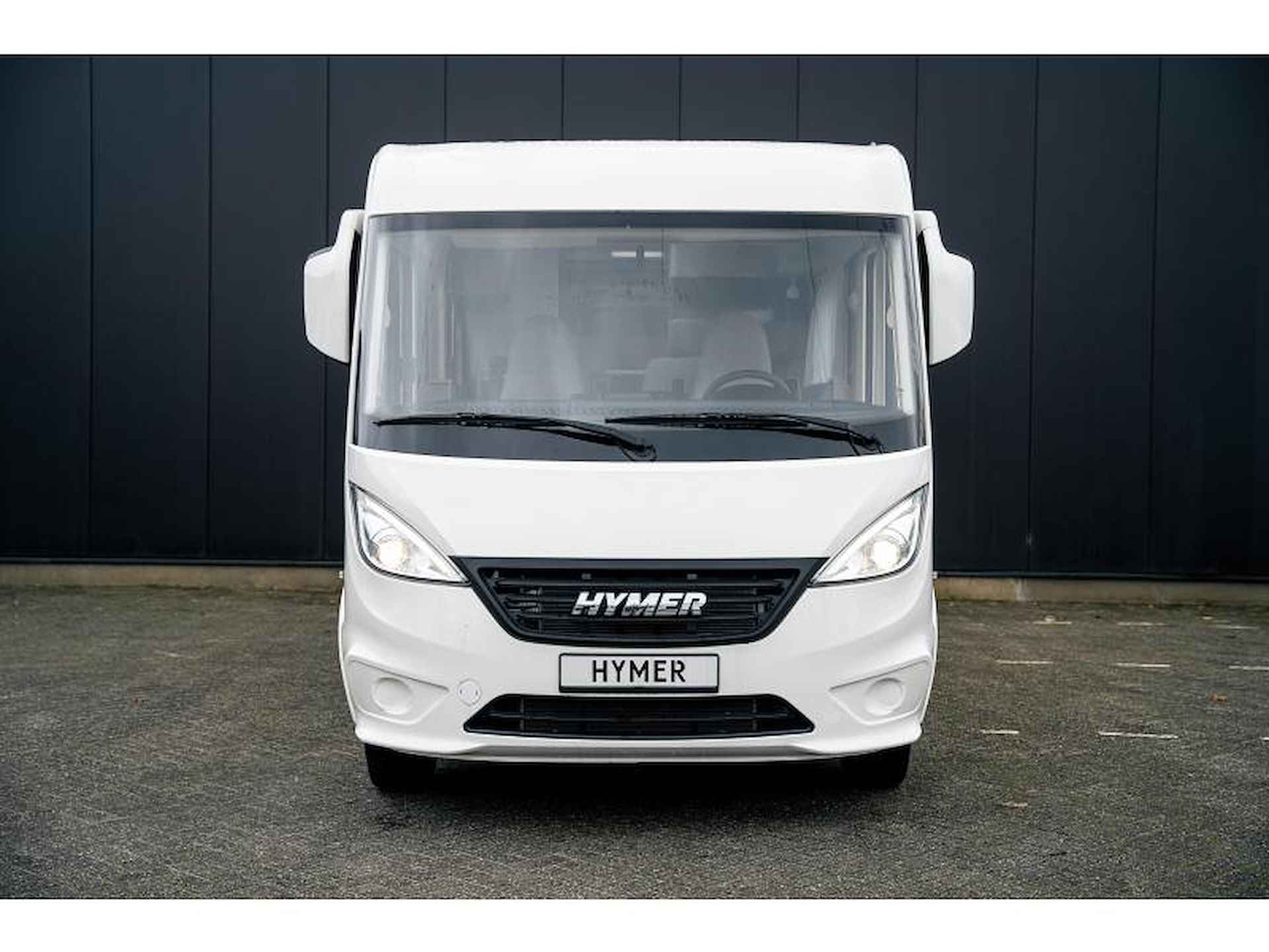 Hymer Exis-i 580 Pure uitvoering - 5/25