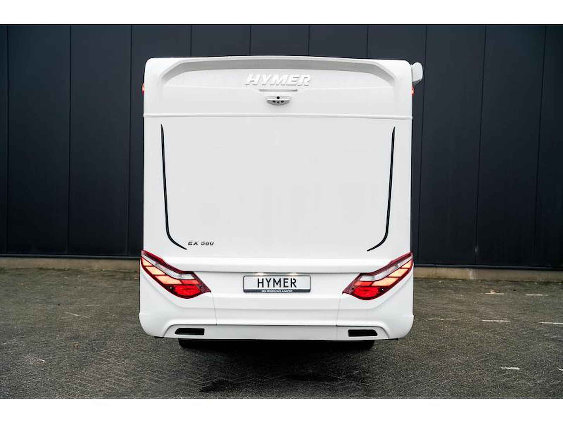 Hymer Exis-i 580 Pure uitvoering - 6/25