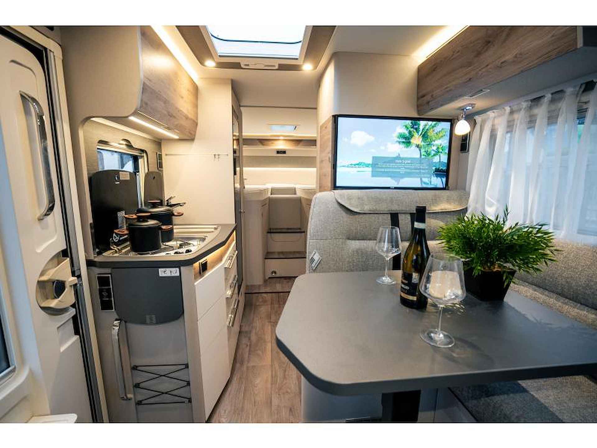 Hymer Exis-i 580 Pure uitvoering - 15/25
