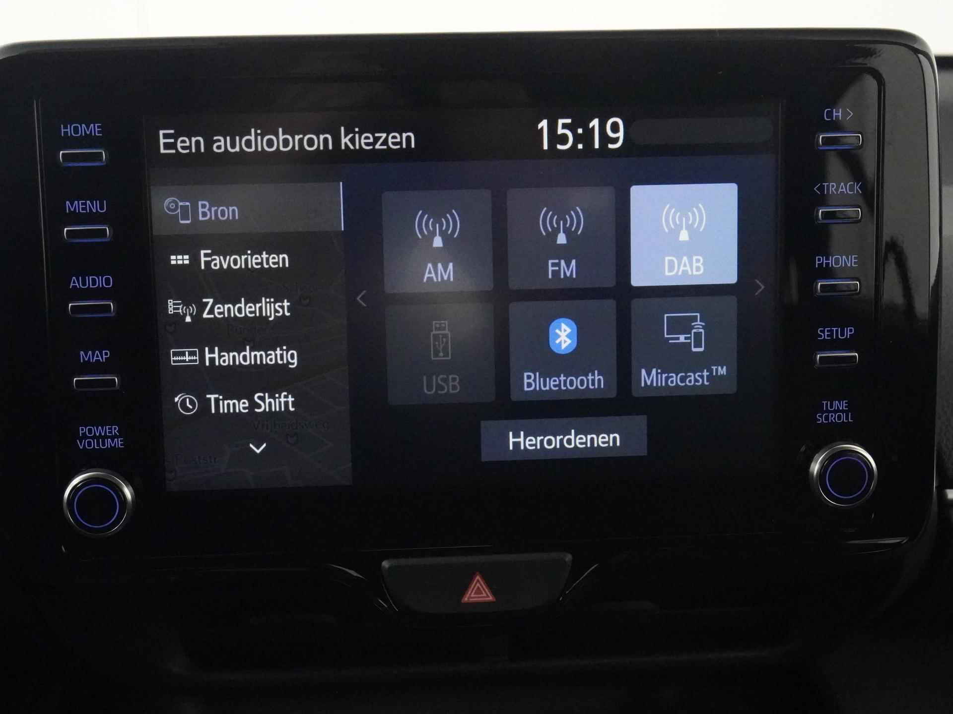 Toyota Yaris Cross 1.5 Hybrid Dynamic | Camera  | Carplay | Adaptive cruise | Zondag Open! - 15/34