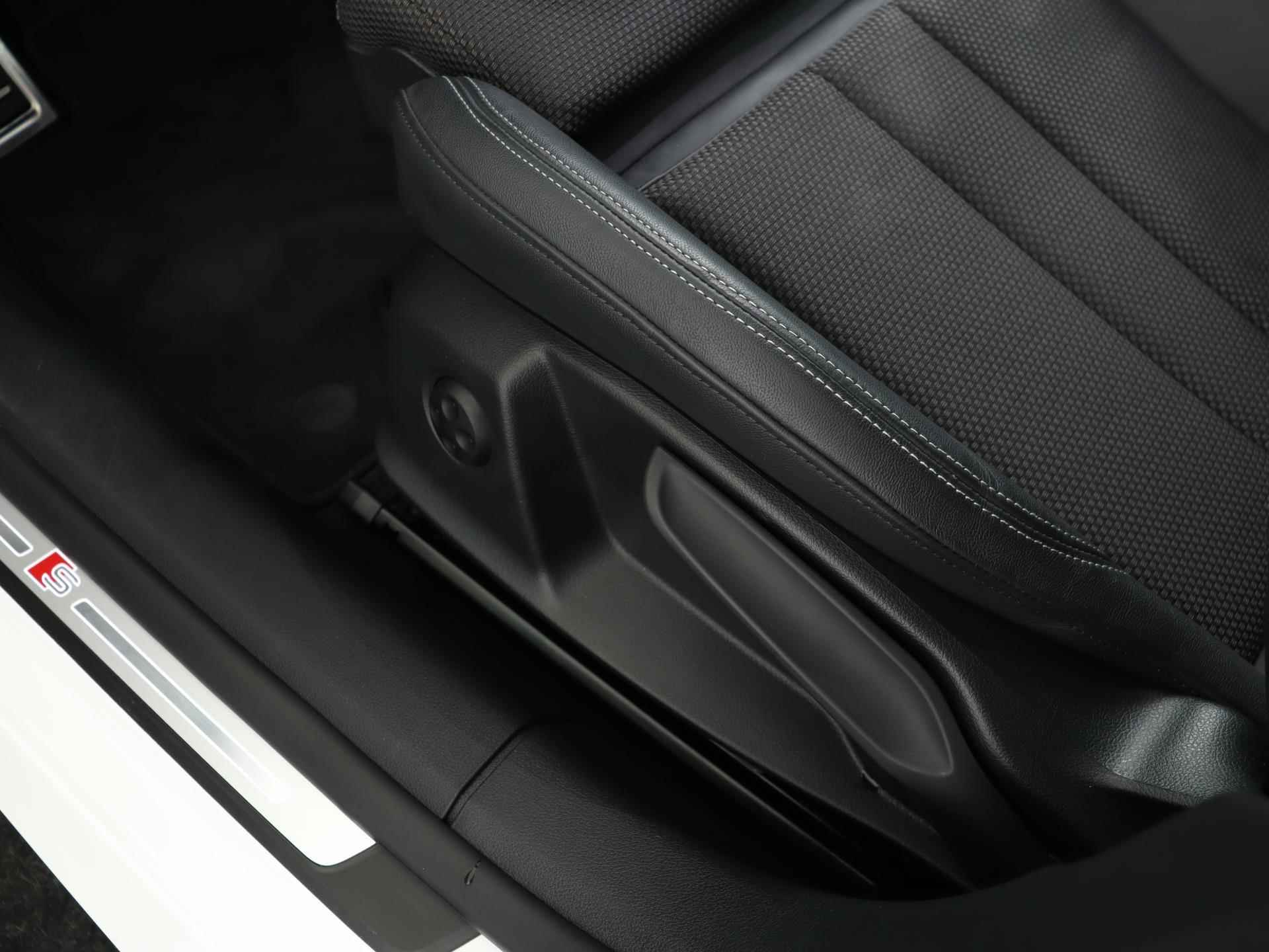 Audi A5 Sportback 35 TFSI S edition Competition | Matrix LED | Optiek Zwart | Apple CarPlay | Parkeerhulp | LED | 19" | Stoelverwarming | S-Line | - 26/54