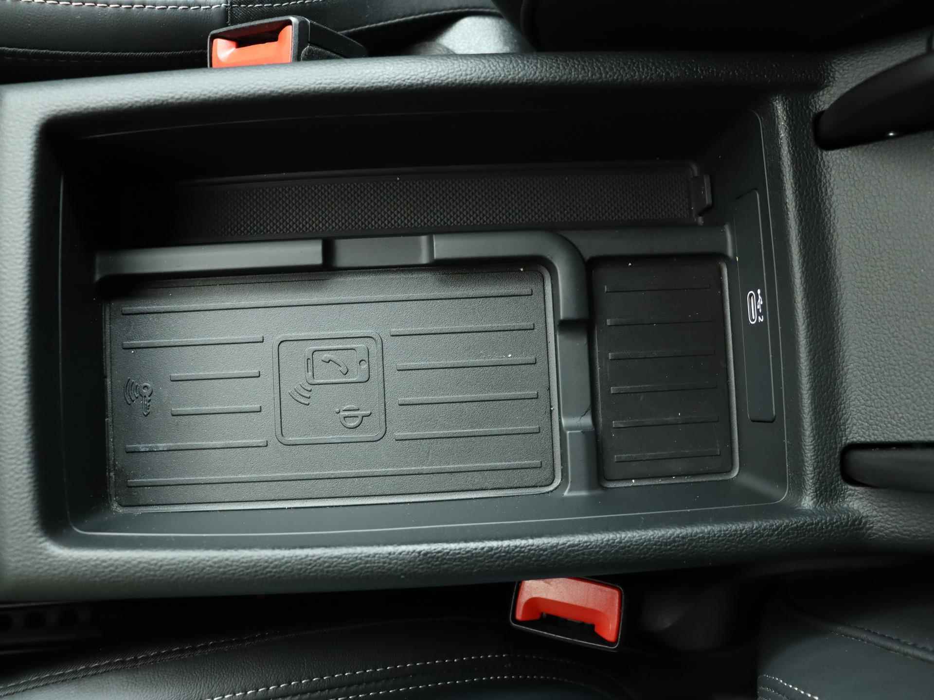 Audi A5 Sportback 35 TFSI S edition Competition | Matrix LED | Optiek Zwart | Apple CarPlay | Parkeerhulp | LED | 19" | Stoelverwarming | S-Line | - 51/54