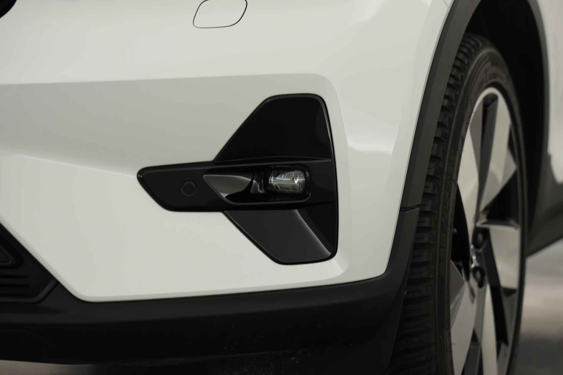 Volvo XC40 1.5 T4 Recharge Ultimate Dark | Facelift | Pano | 20" | Leder | Navi | Camera | Keyless | Elek. Achterklep - 31/35