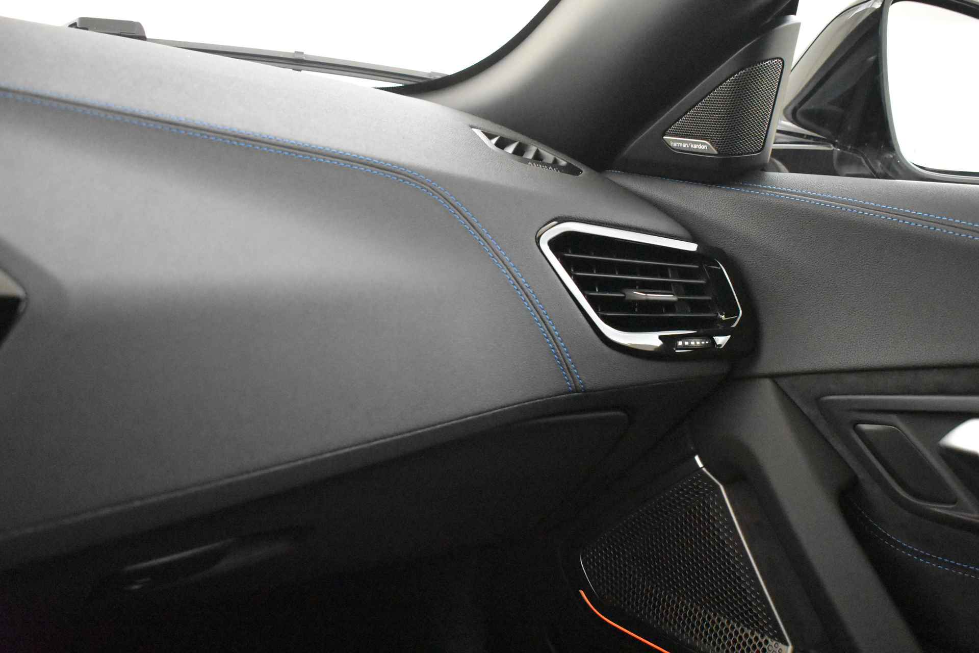 BMW Z4 Roadster sDrive20i High Executive M Sport Automaat / Adaptieve LED / Active Cruise Control / M Sportstoelen / Comfort Access / M Sportonderstel / Harman Kardon / Verwarmd Stuurwiel - 41/52