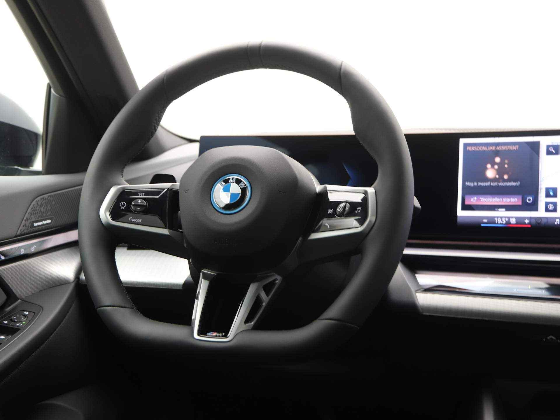 BMW i5 Touring eDrive40 84 kWh - 3/29